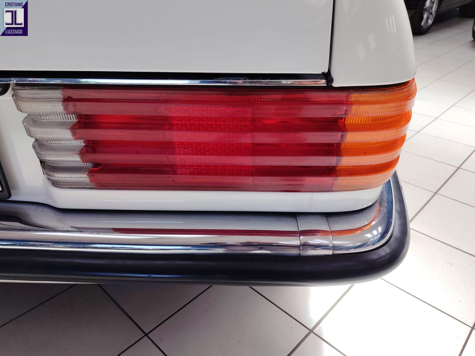 280 Sl W107 18