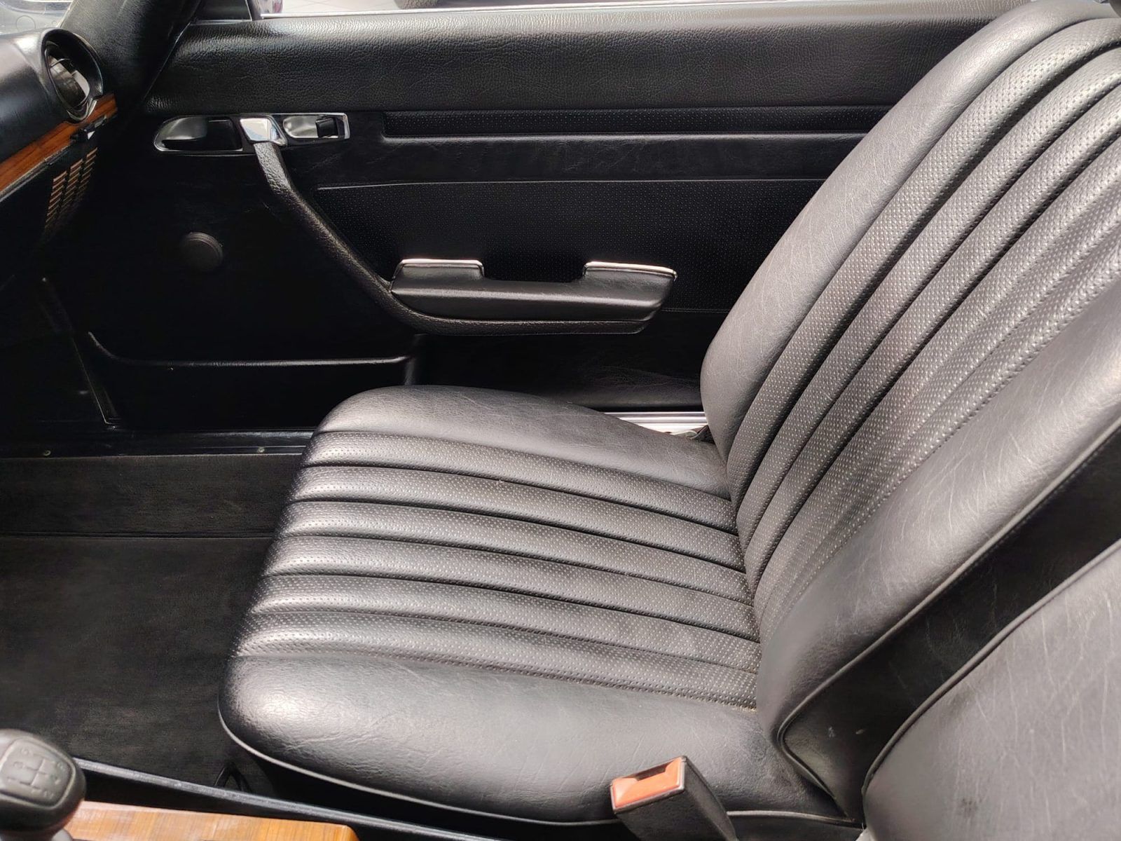 280 Sl W107 44