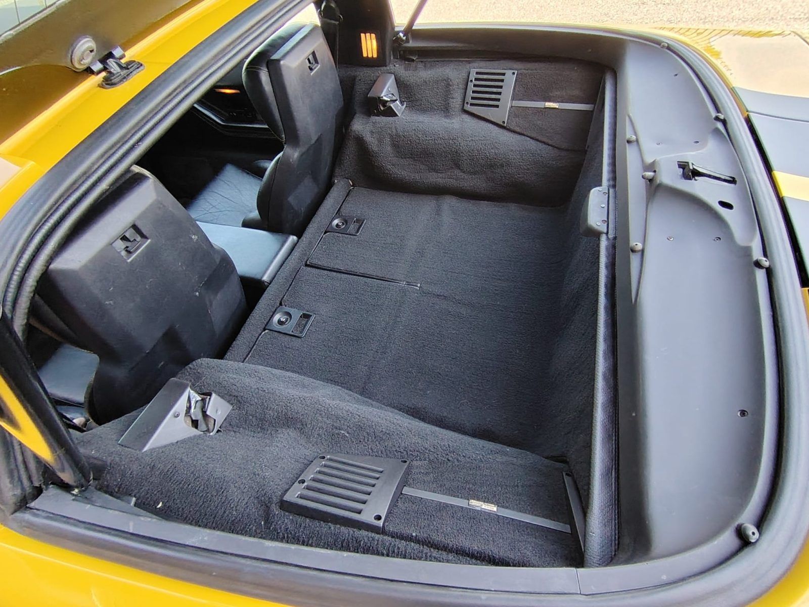 Chevrolet Corvette C4 Crossfire 42