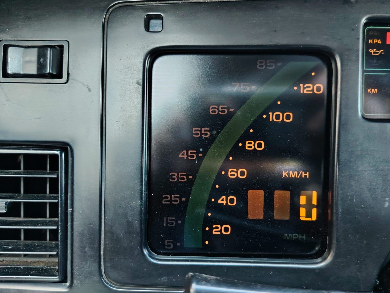 Chevrolet Corvette C4 Crossfire 65