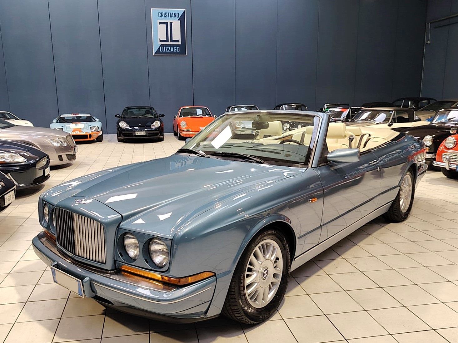 Bentley Azure 5