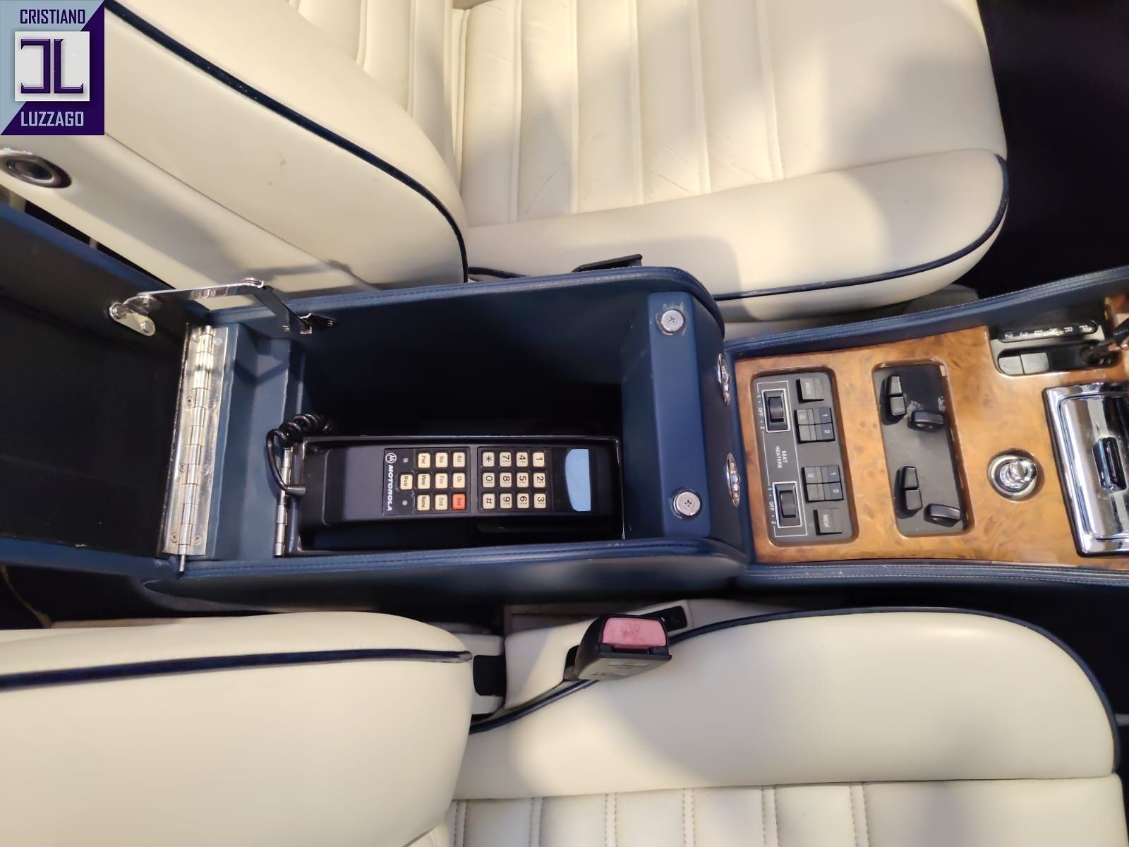 Bentley Azure 38