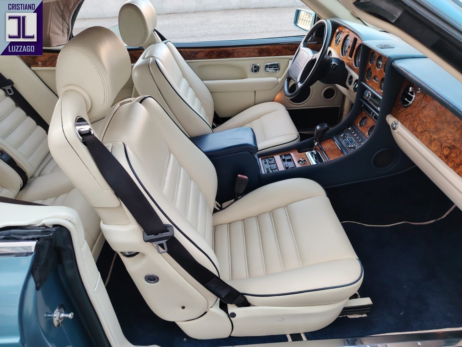 Bentley Azure 41