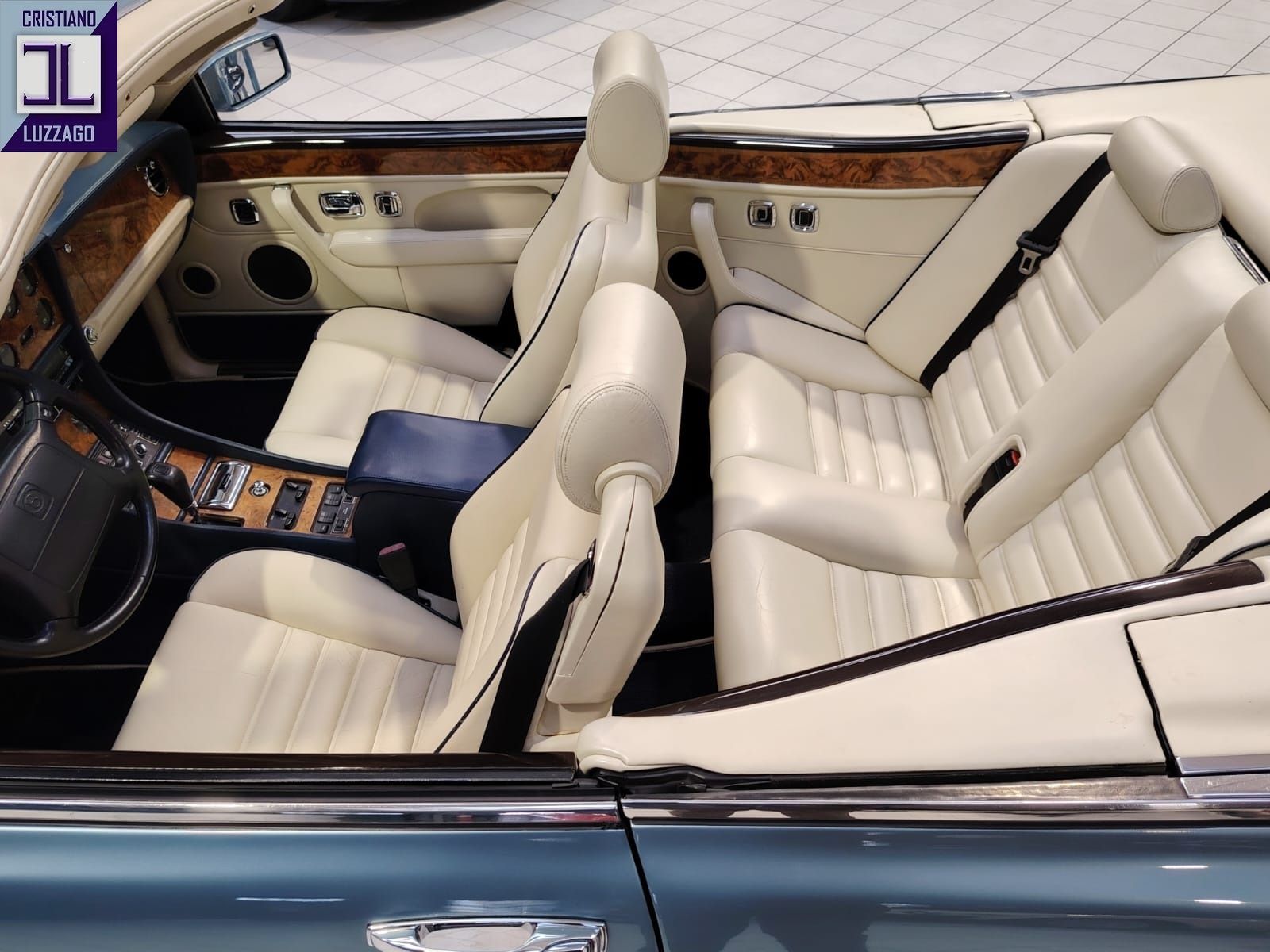 Bentley Azure 43