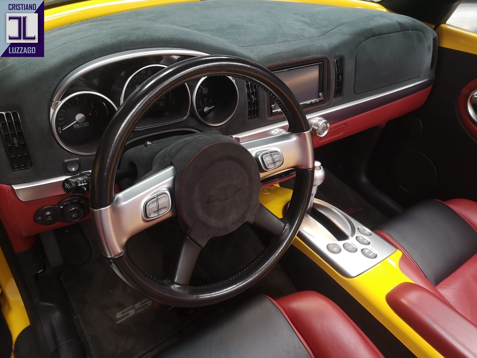 Chevrolet Super Sport Roadster 24