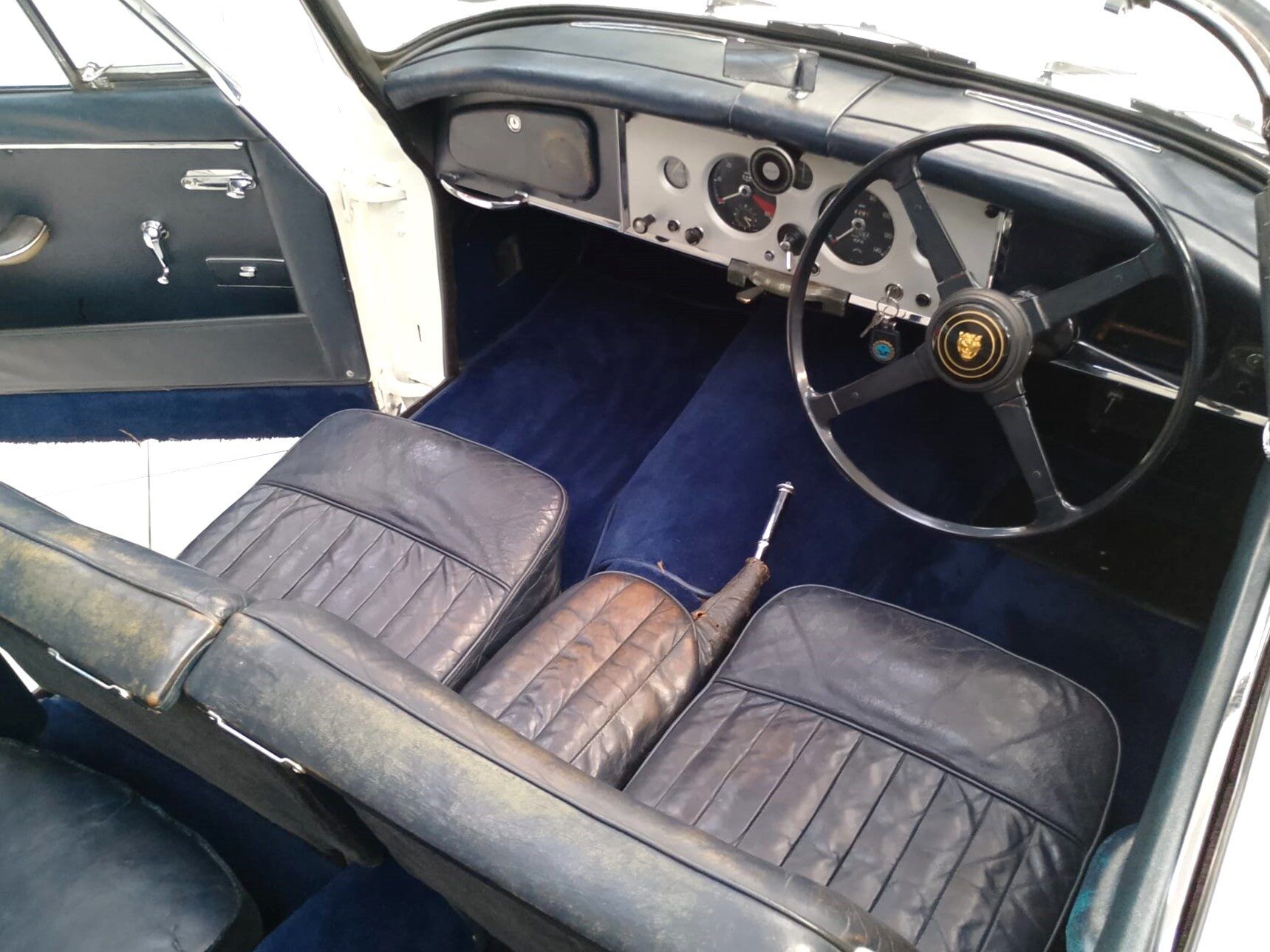Jaguar Xk 150 3.4 Dhc Rhd Automatic 23