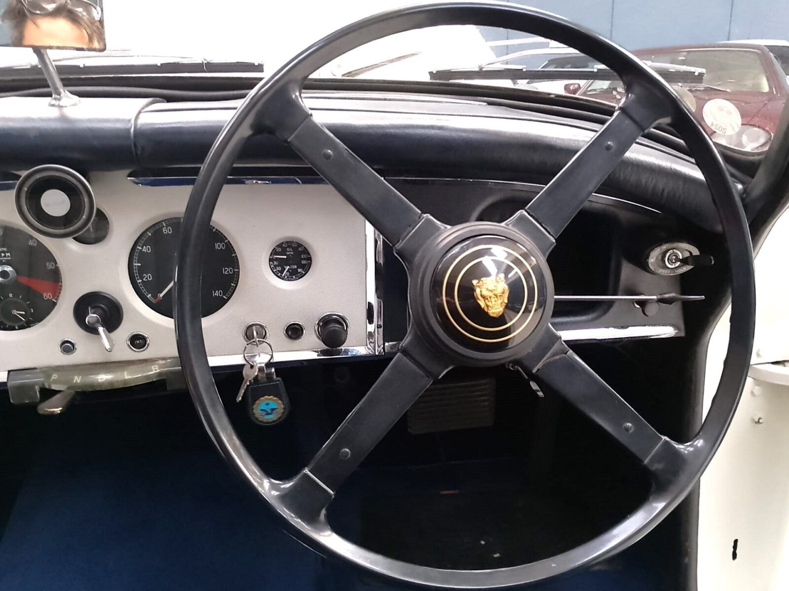 Jaguar Xk 150 3.4 Dhc Rhd Automatic 28