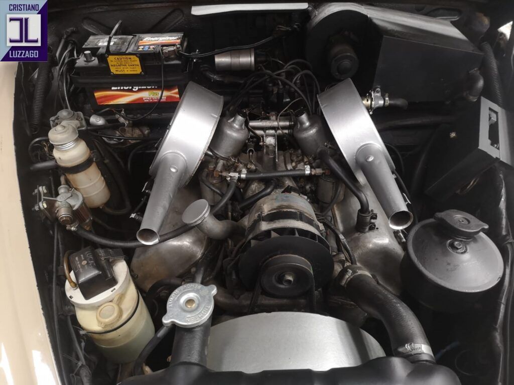 V8 Saloon 60