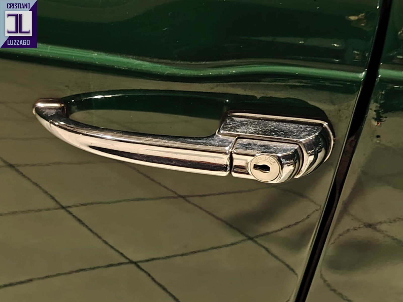 Triumph Tr4 16