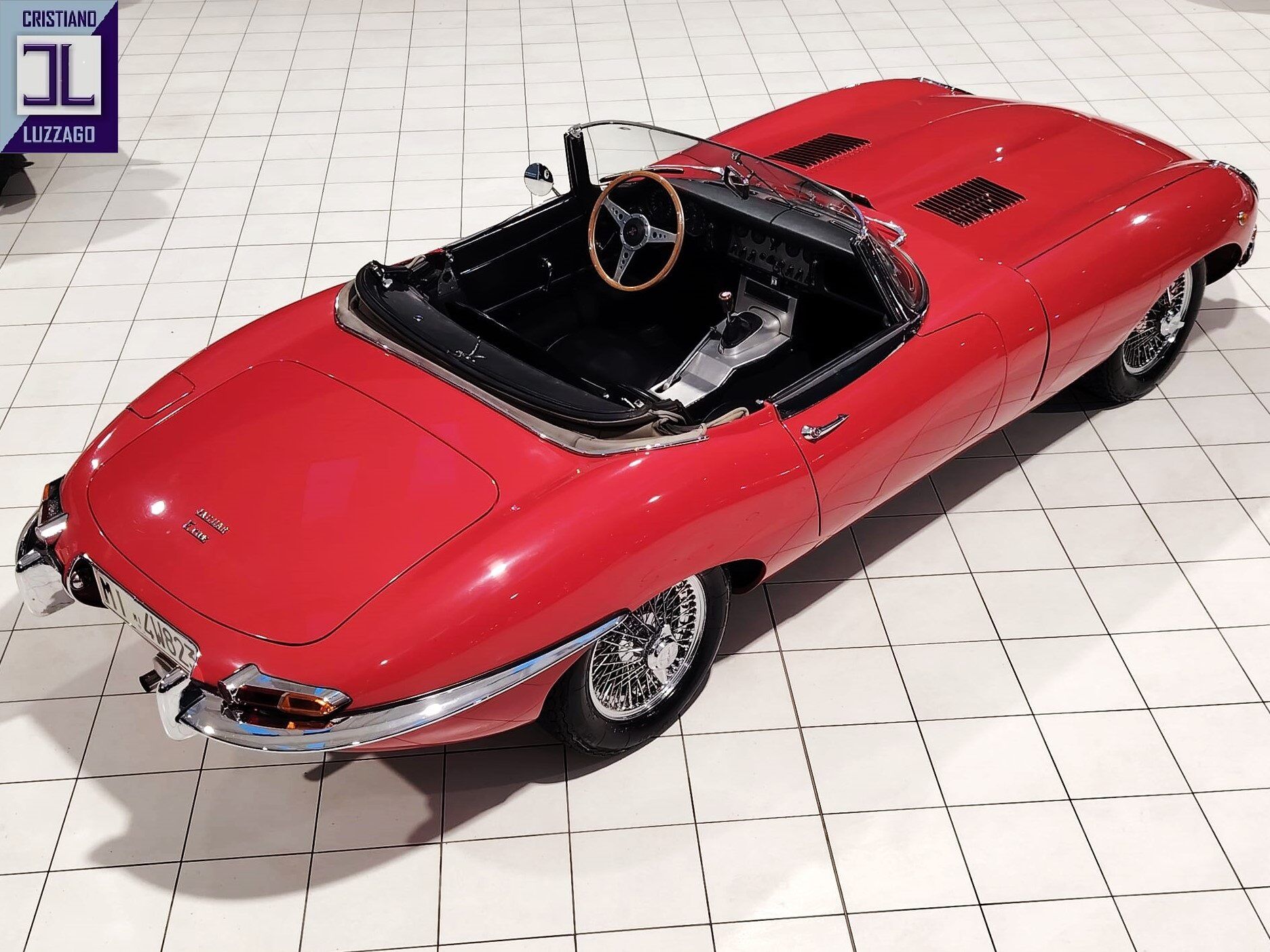 Jaguar E Type 3.8 Ots 5