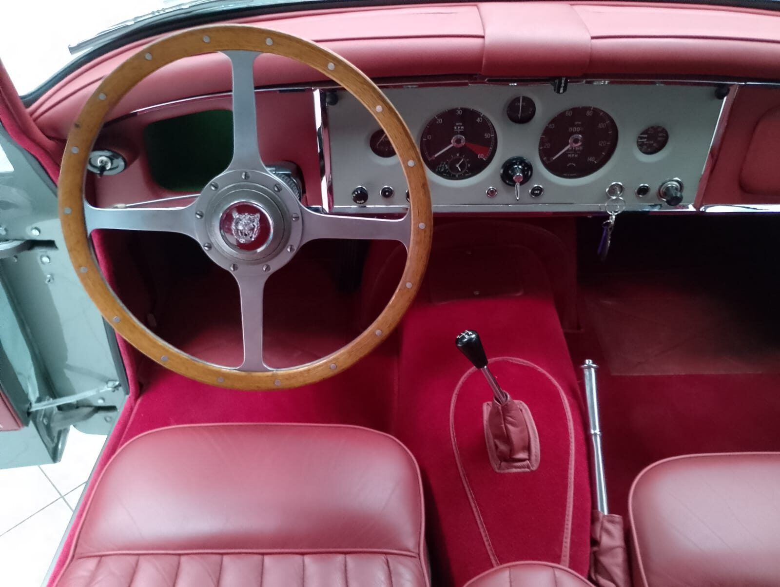 Jaguar Xk 150 Fhc 3.4 Litre 37