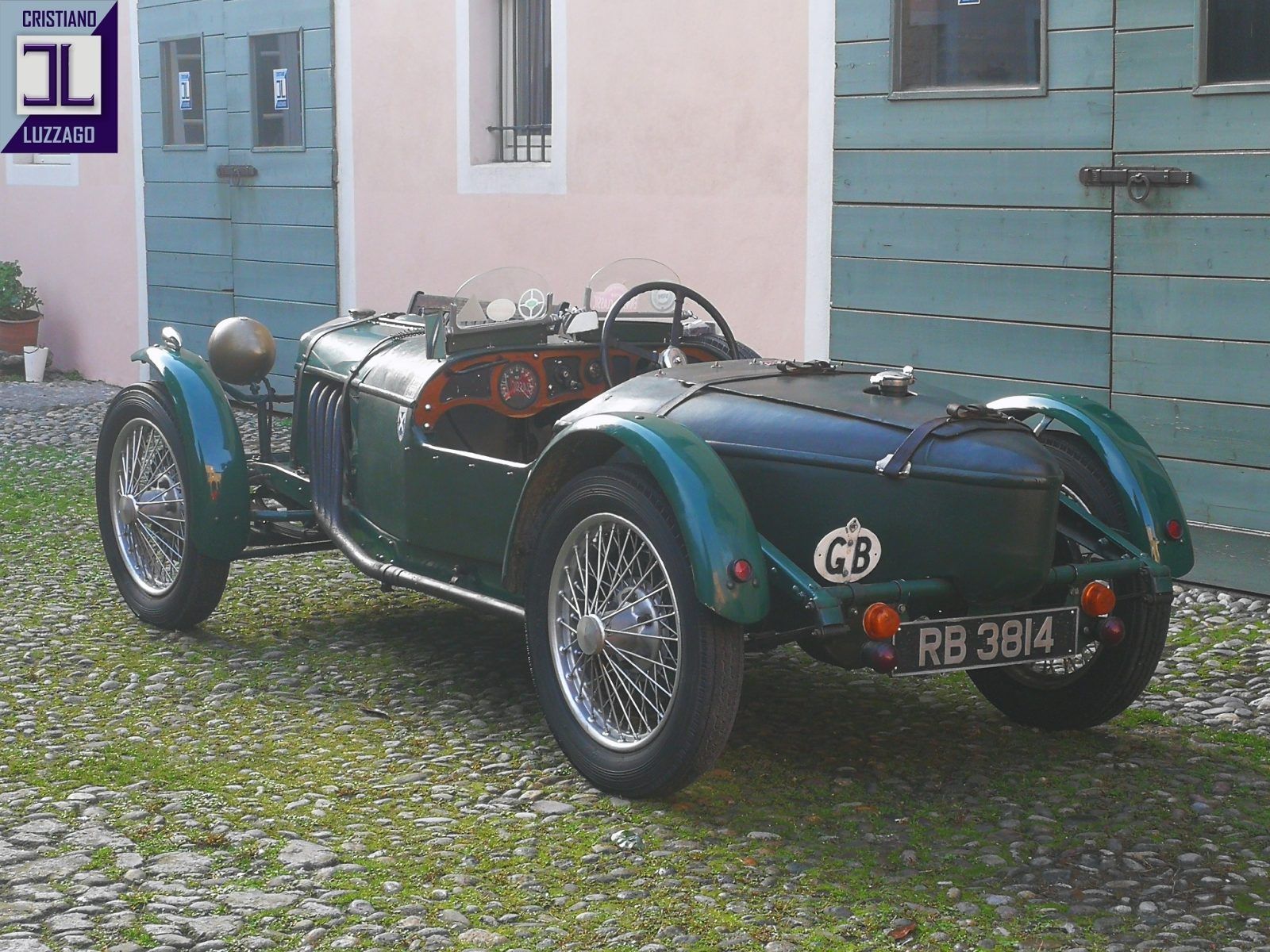 9 Special Brooklands Style 12