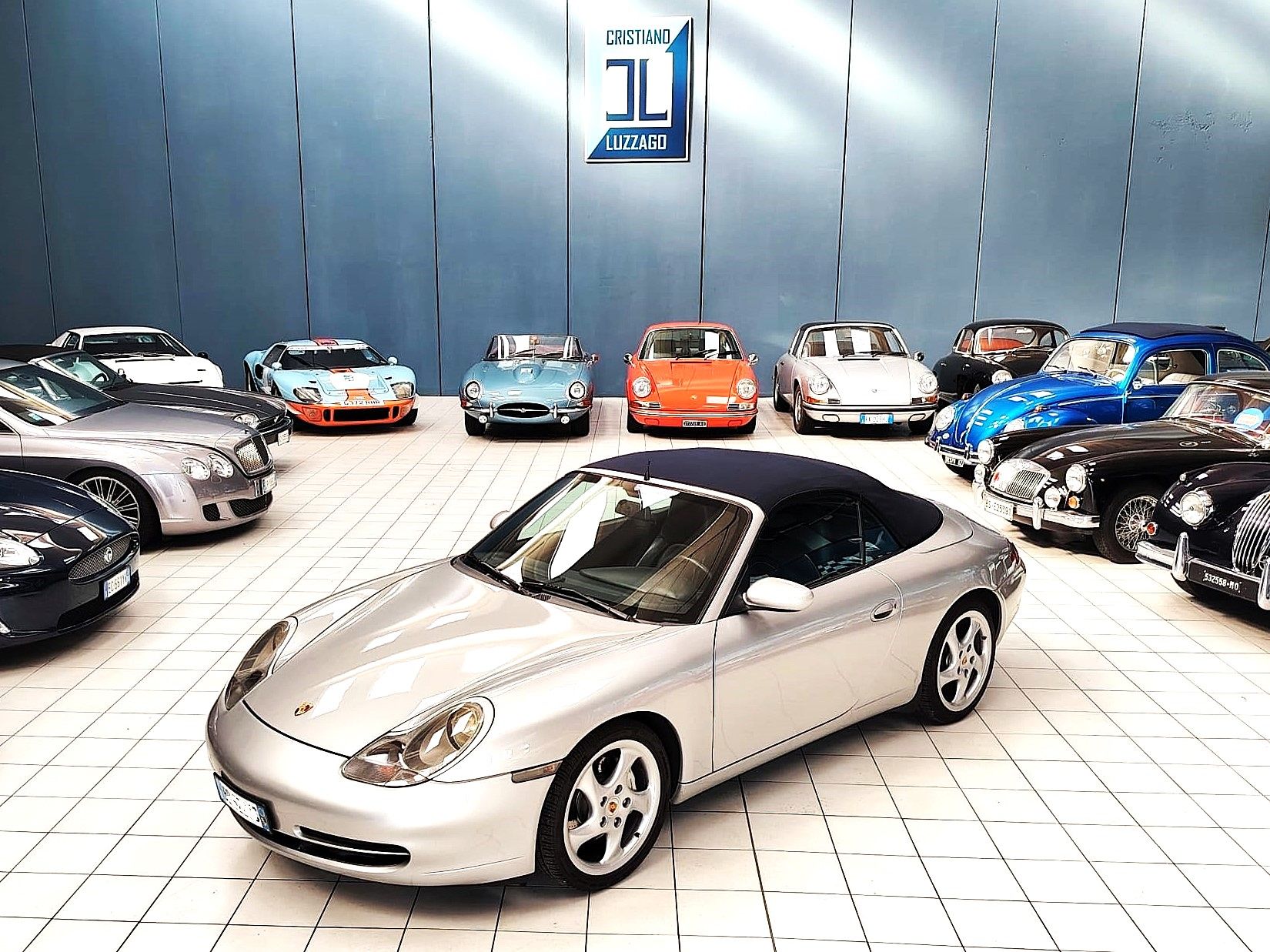Porsche 996-610 Carrera 4 Cabriolet 95