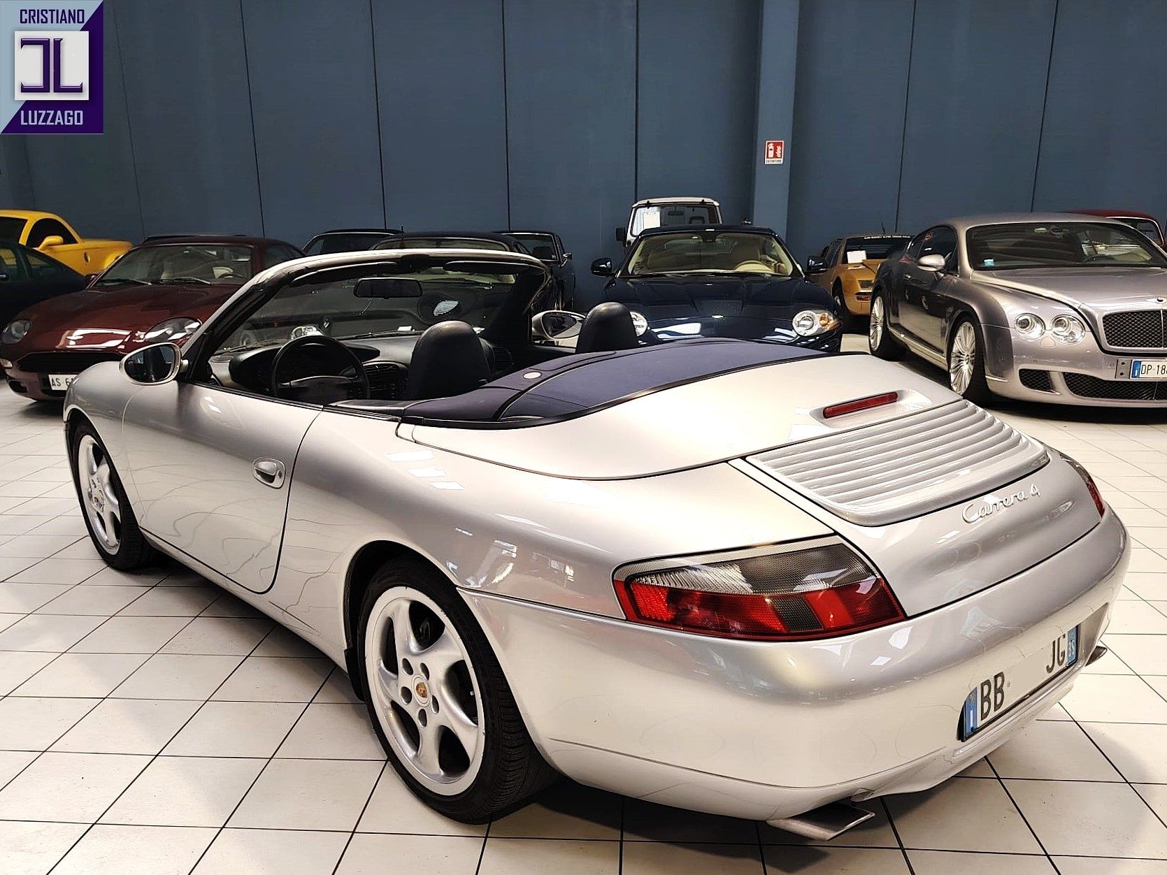 Porsche 996-610 Carrera 4 Cabriolet 12