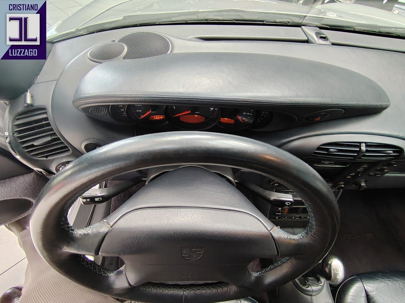 Porsche 996-610 Carrera 4 Cabriolet 38