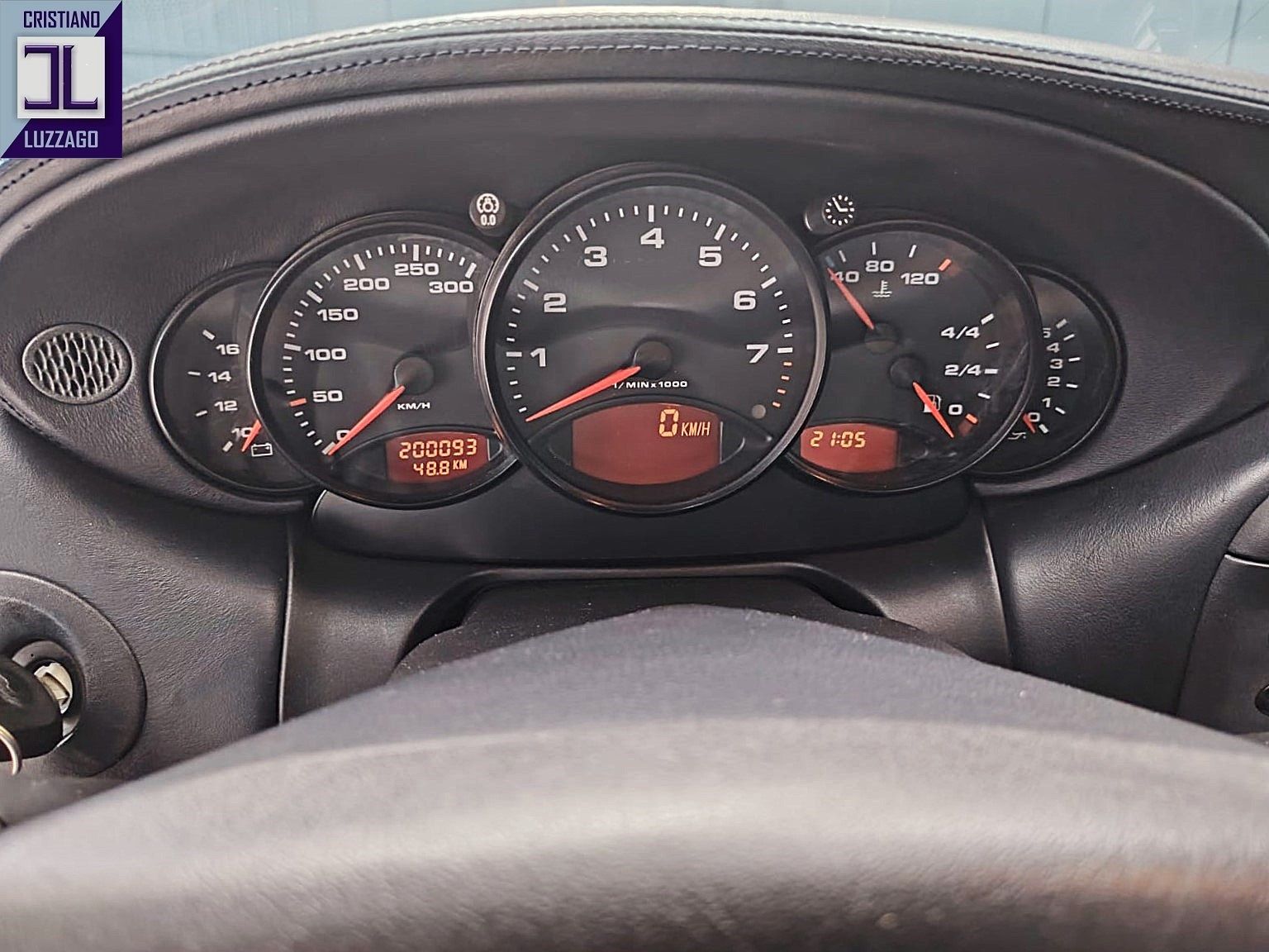 Porsche 996-610 Carrera 4 Cabriolet 41