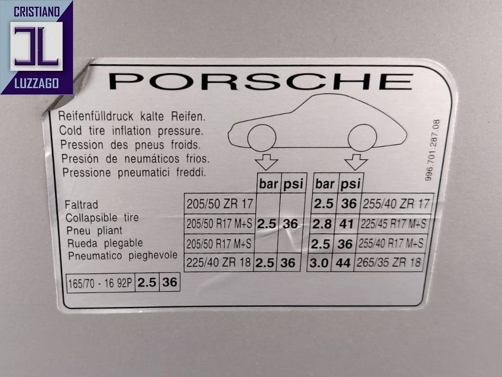 Porsche 996-610 Carrera 4 Cabriolet 83