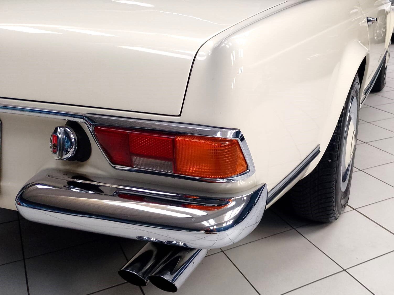 230 Sl Pagoda 19