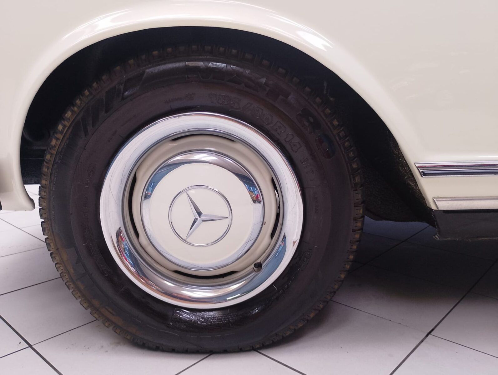 230 Sl Pagoda 67