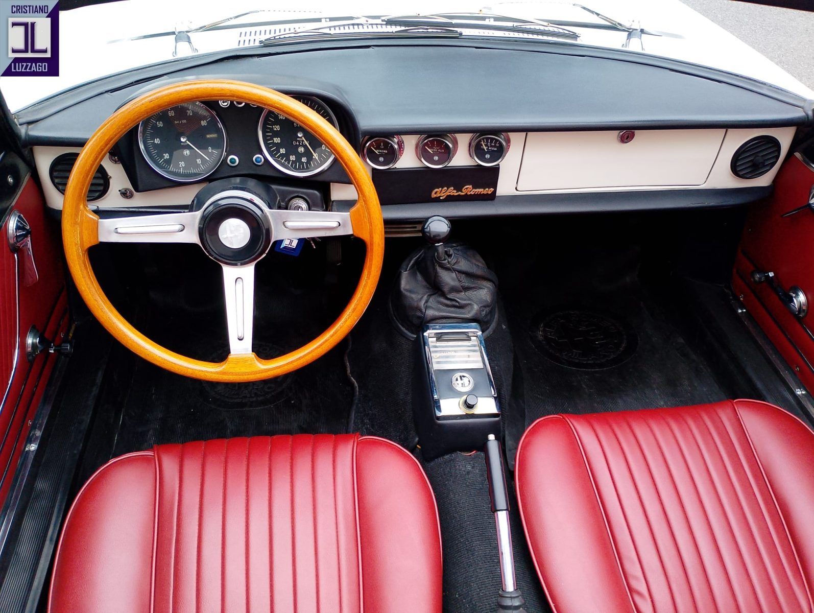 Alfa Romeo 1750 Spider Veloce 22