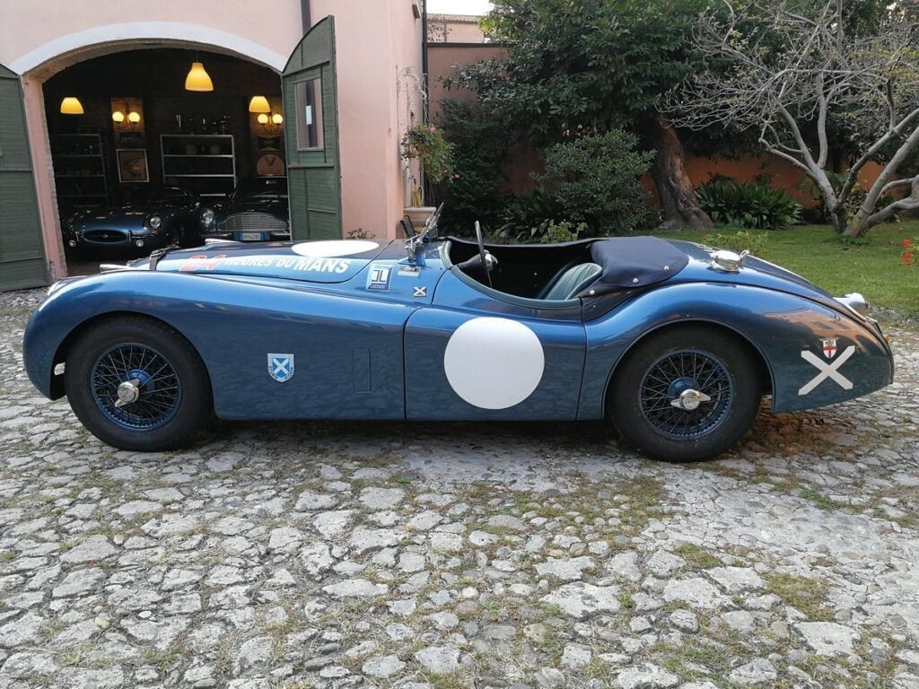 Jaguar Xk 120 Roadster 28