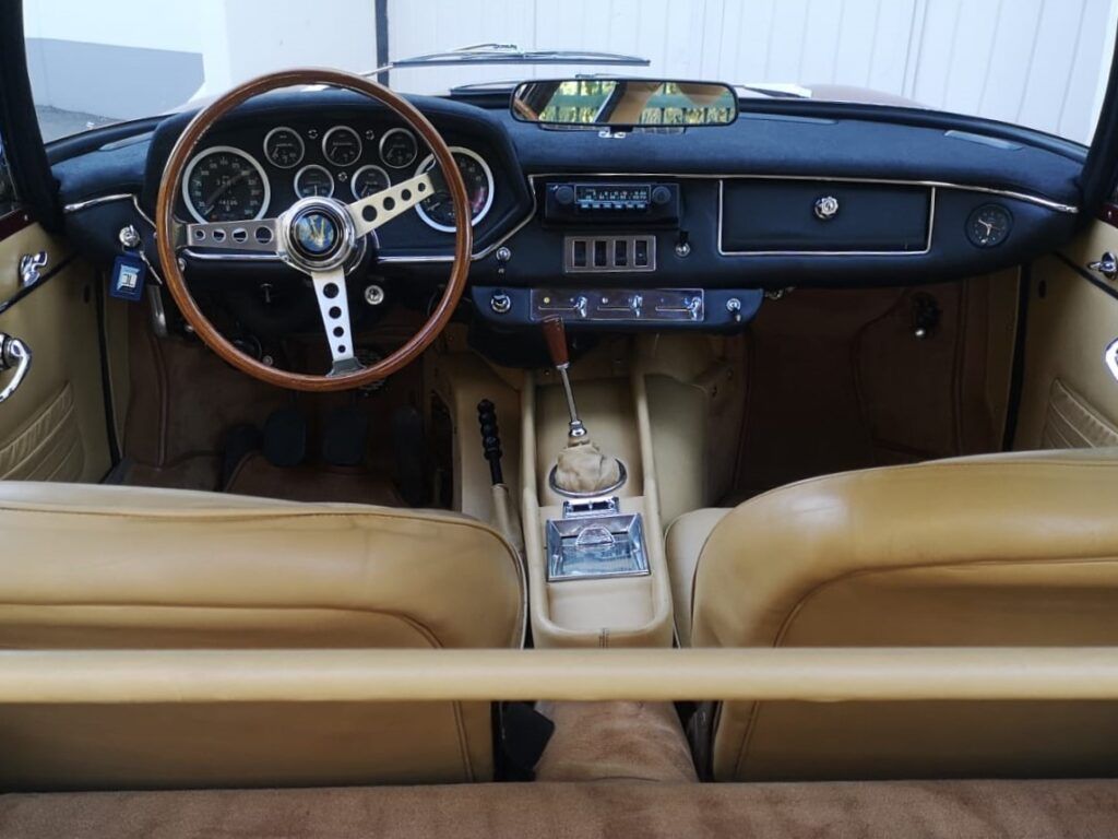 Maserati Mistral 3.700 23