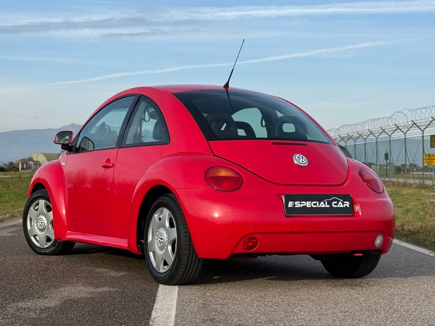 Volkswagen New Beetle 2.0i 116cv UNIPROPRIETARIO 3