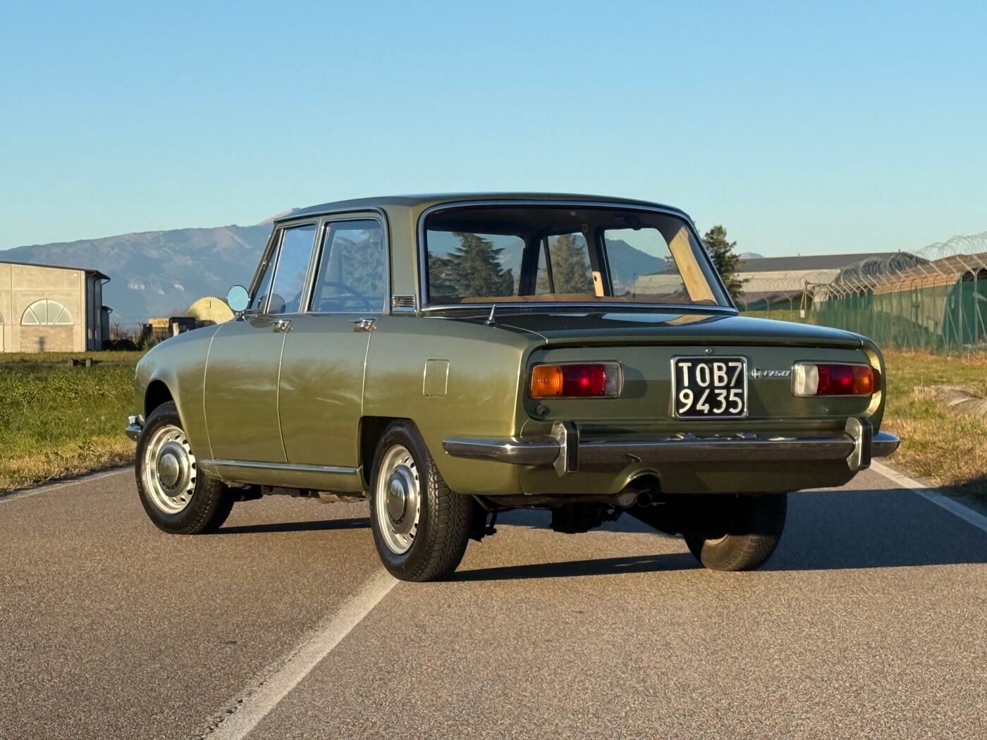 Alfa Romeo 1750 1a SERIE 1969 2