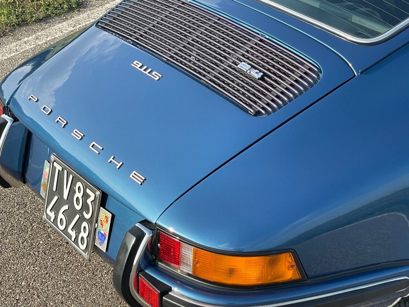 Porsche 911 2.4 S 3