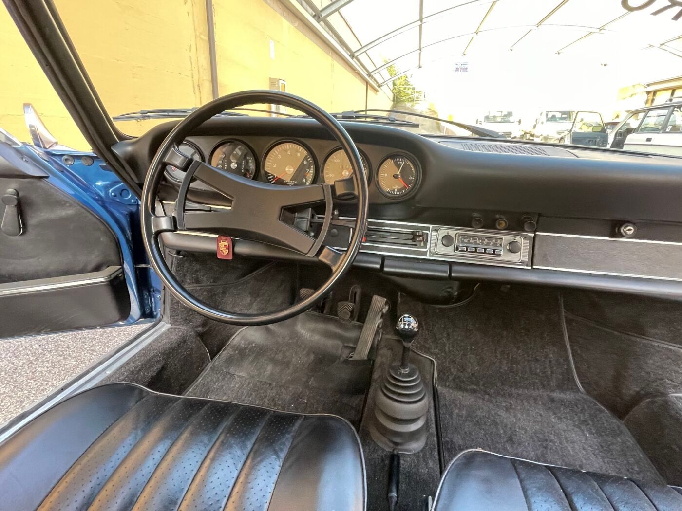Porsche 911 2.4 S 21