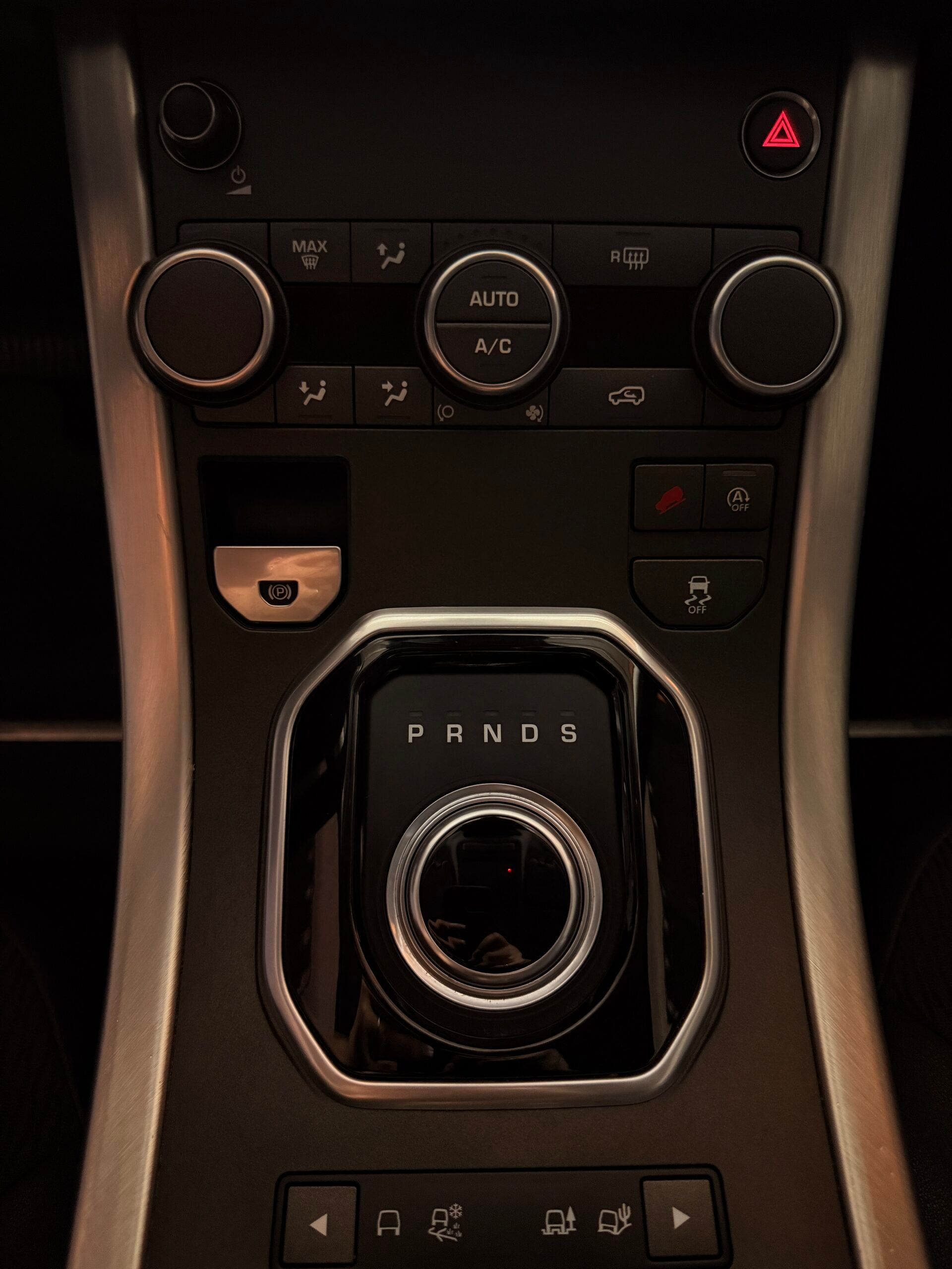 EVOQUE 4×4 91
