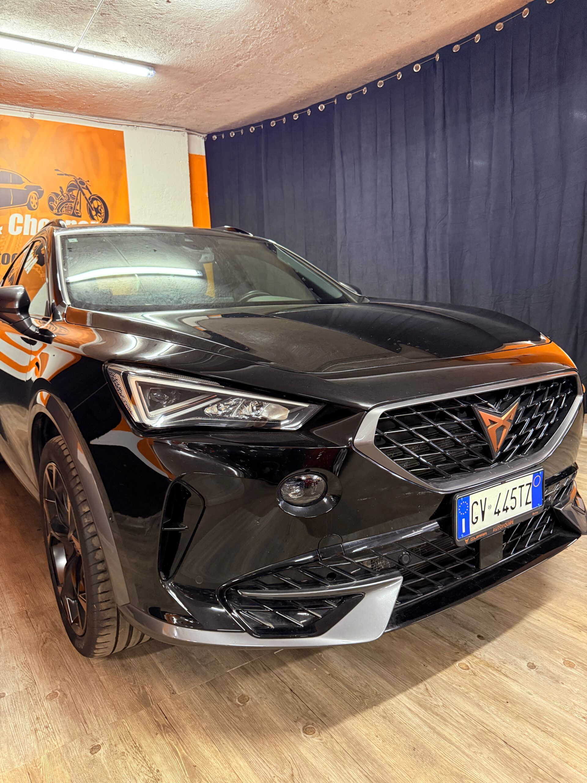 FORMENTOR HYBRID PLUG-IN CON SOLI 36.512 KM 6