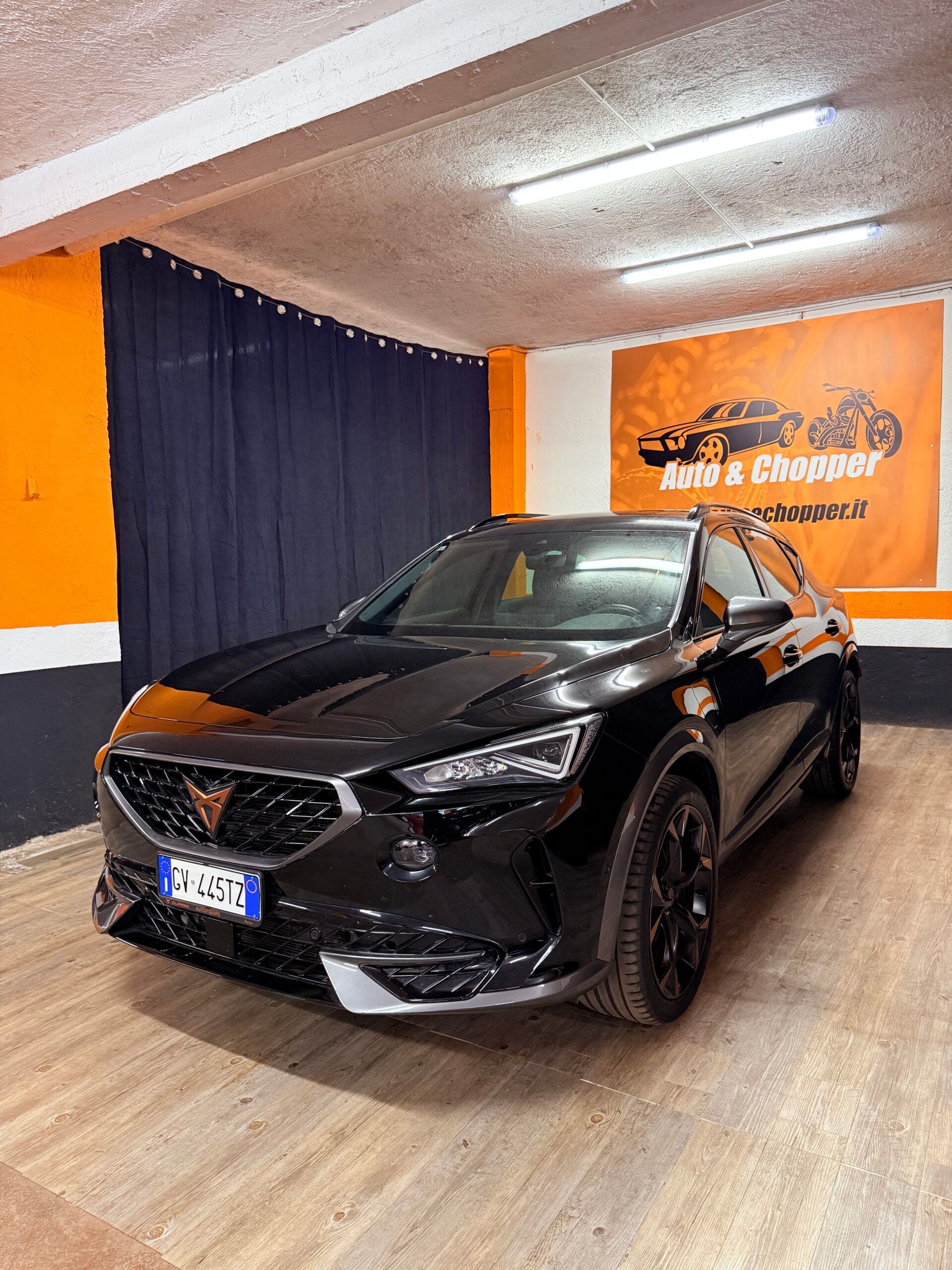 FORMENTOR HYBRID PLUG-IN CON SOLI 36.512 KM 11
