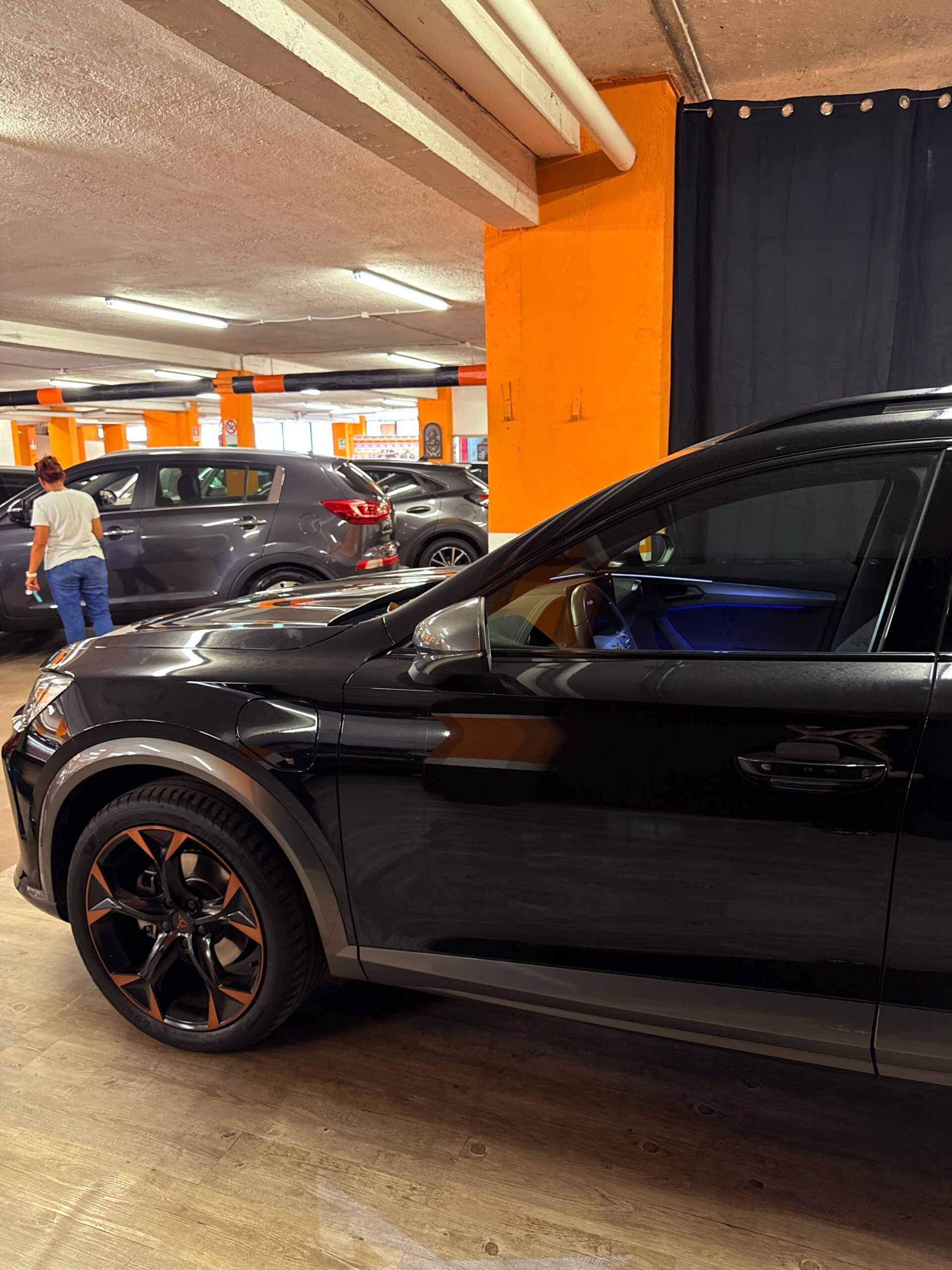 FORMENTOR HYBRID PLUG-IN CON SOLI 36.512 KM 22