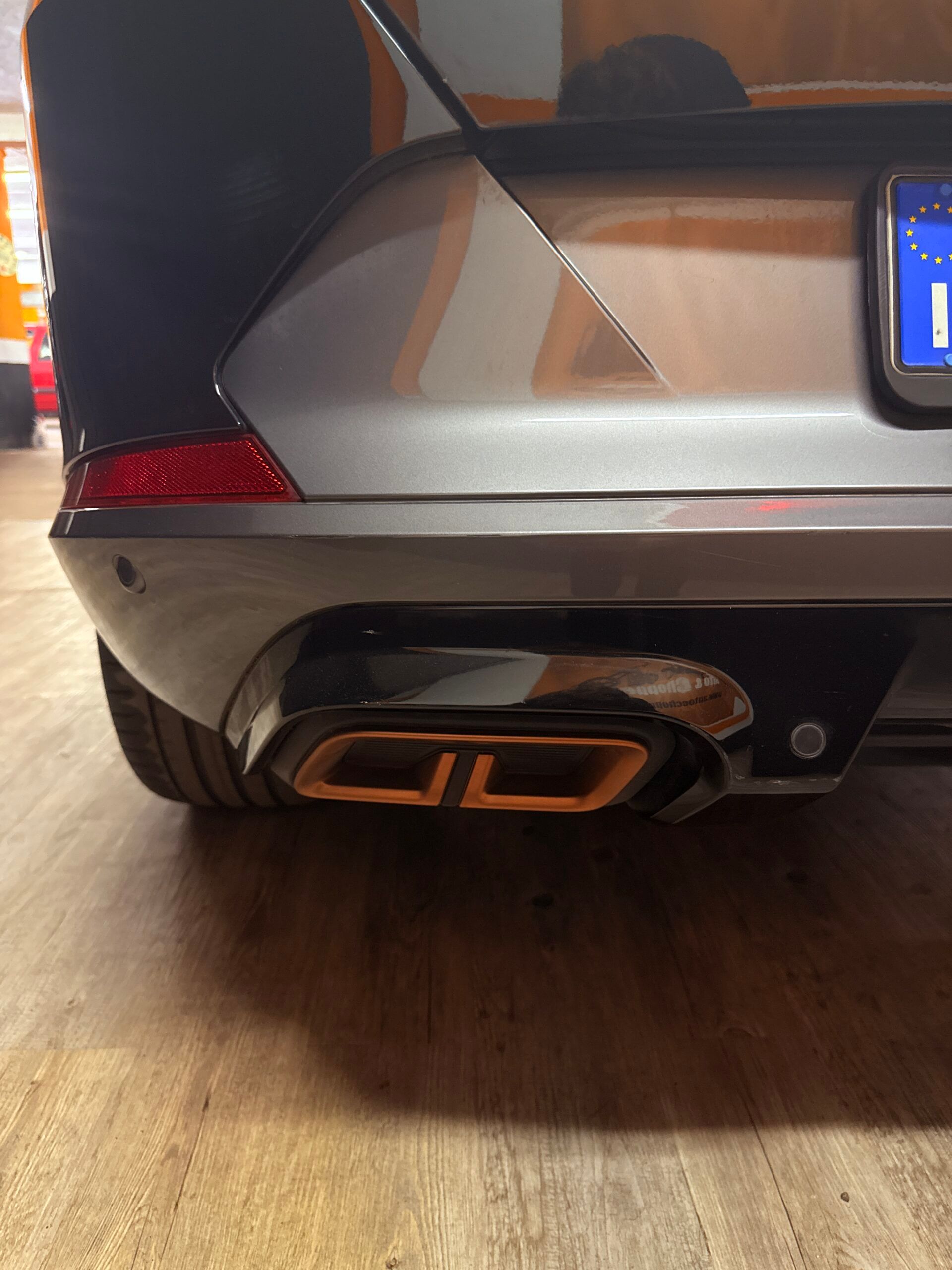 FORMENTOR HYBRID PLUG-IN CON SOLI 36.512 KM 35