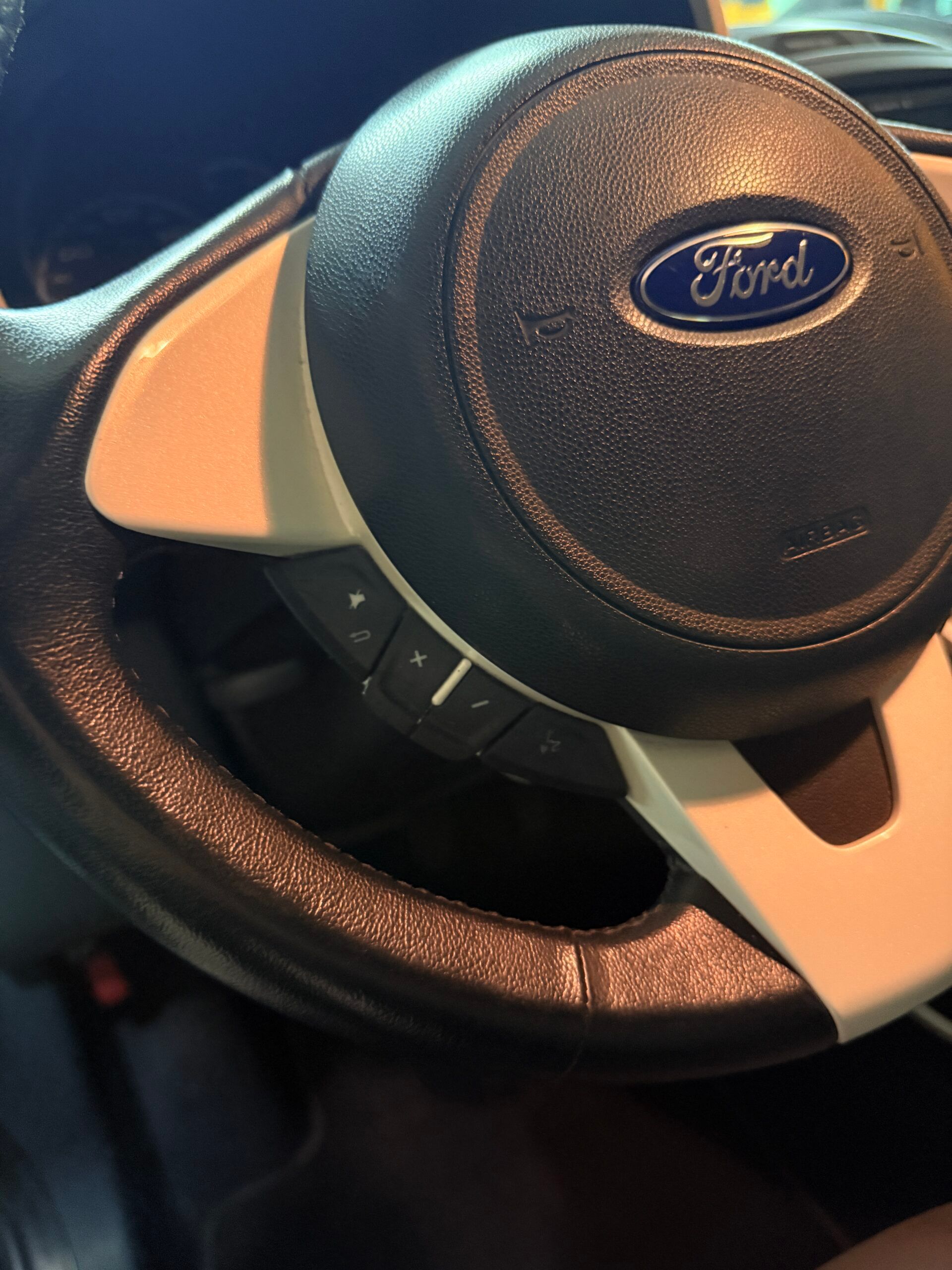 Ford KA CON SOLI 43.580 KM 32