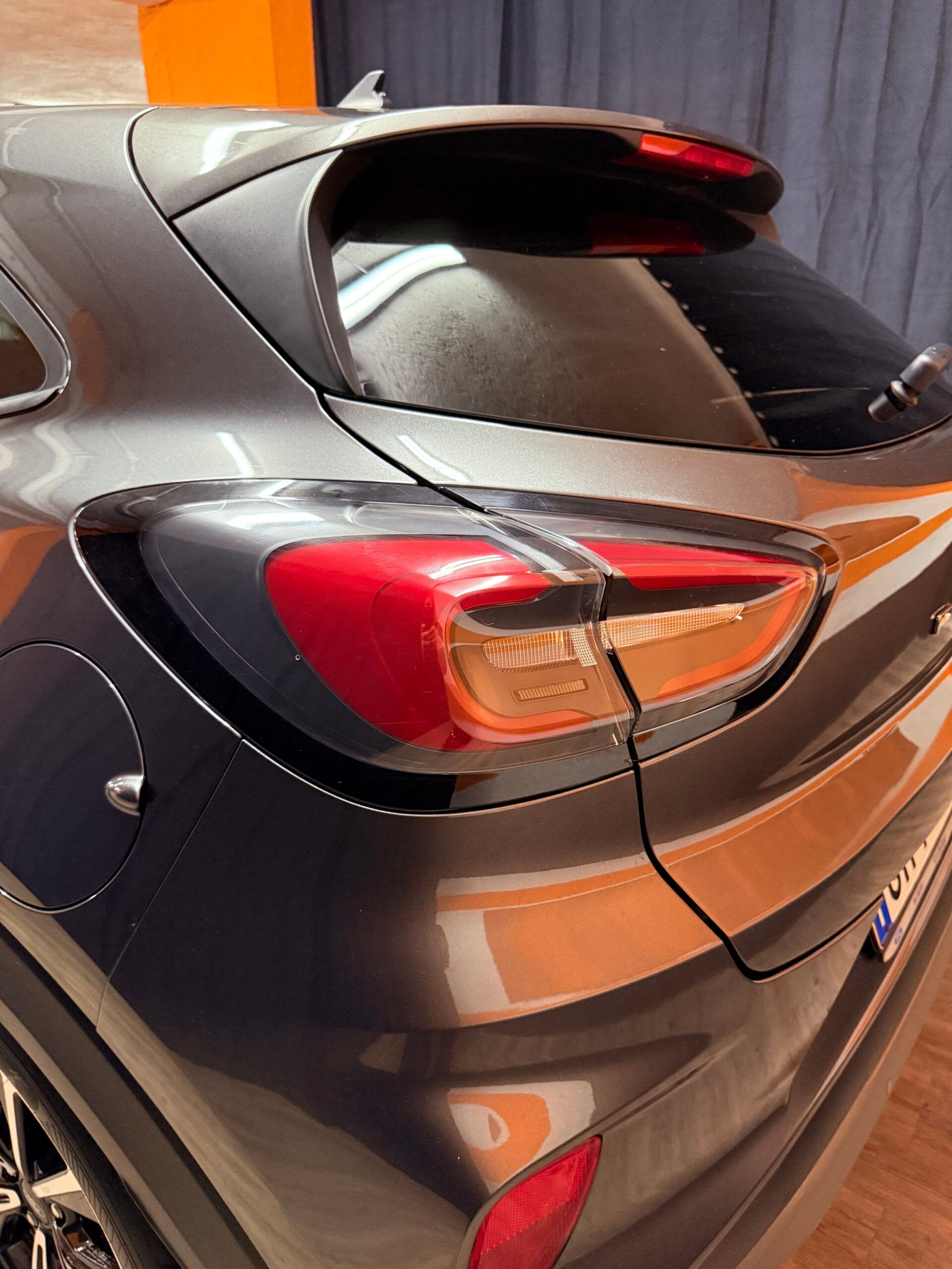 Ford PUMA HYBRID CON SOLI 24.942 KM 86