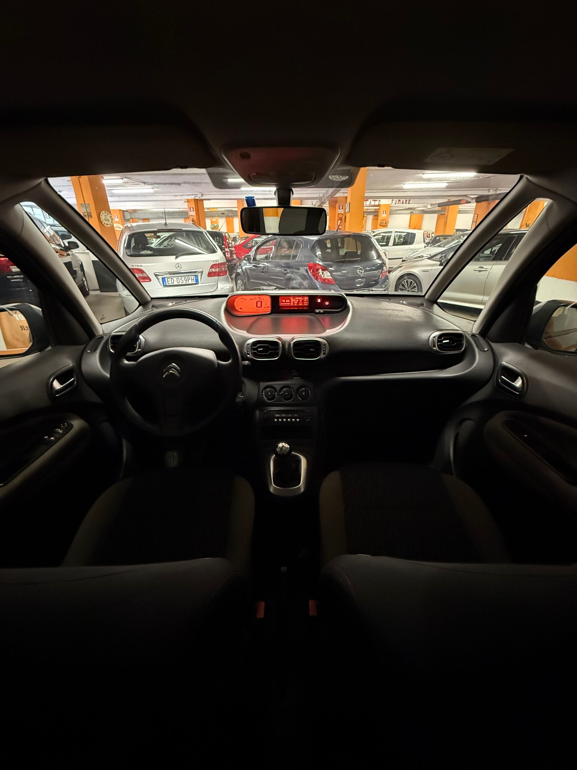Citroën C3 PICASSO ADATTA A NEOPATENTATI 123