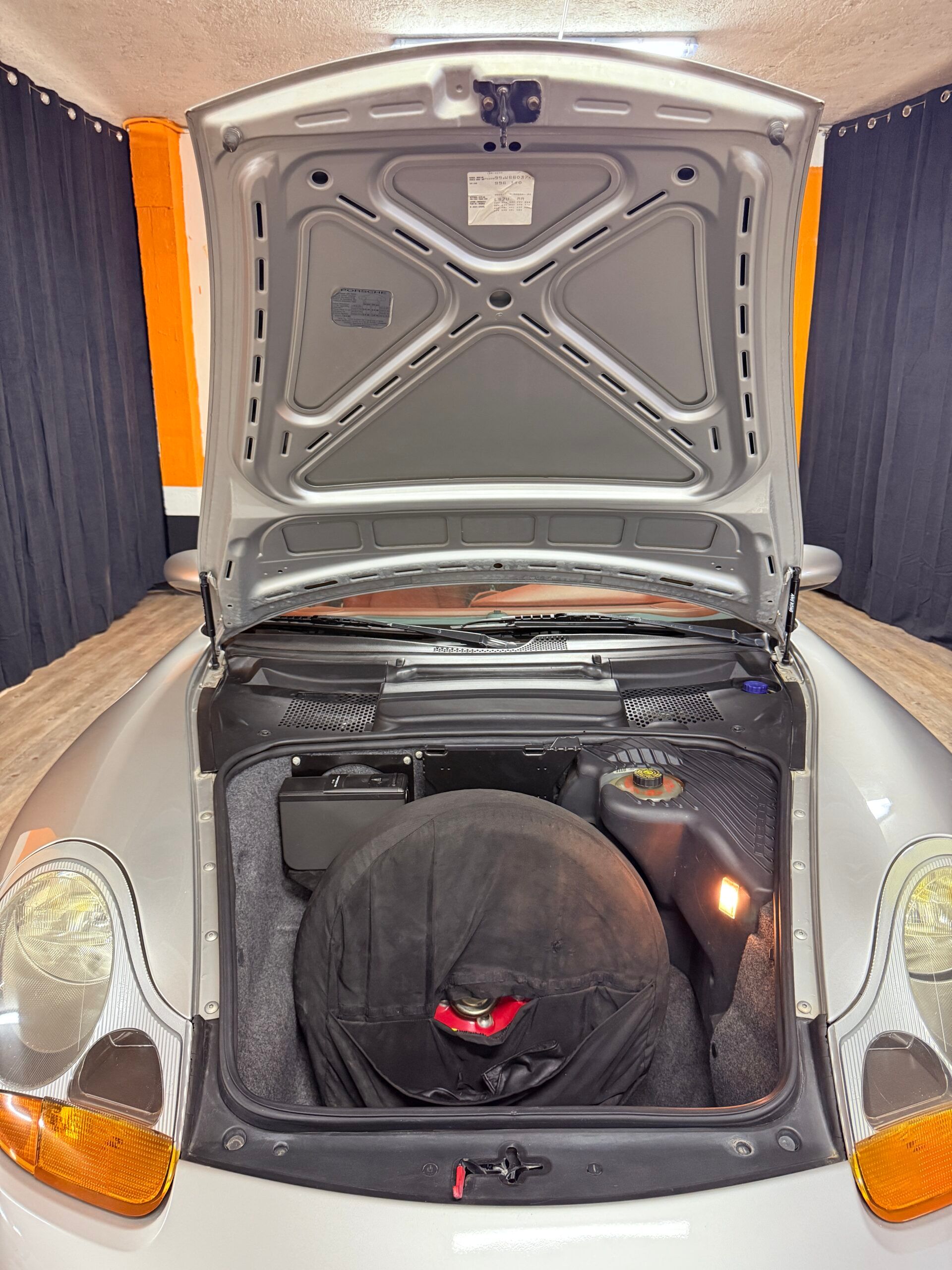 Porsche 996, IMMATRICOLATO NEL 1998 ISCRITTA ASI CON CRS A LIBRETTO. 142
