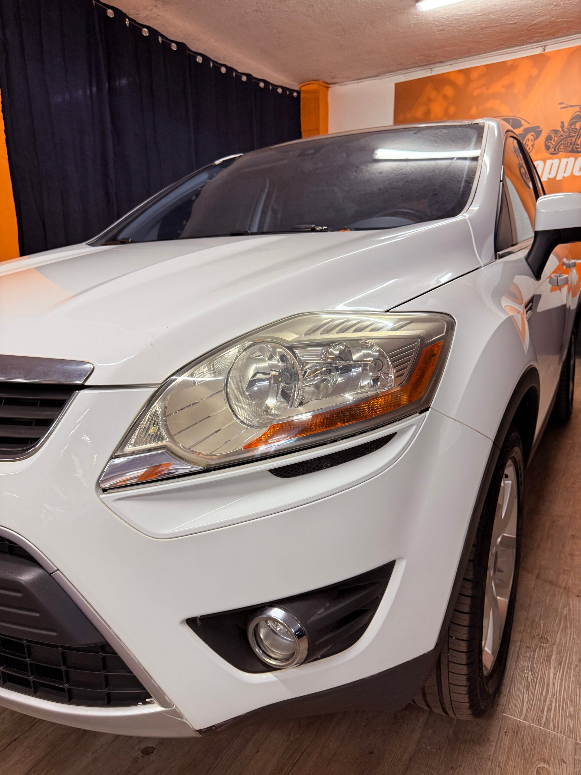 Ford KUGA CON SOLI 39.513 KM 6