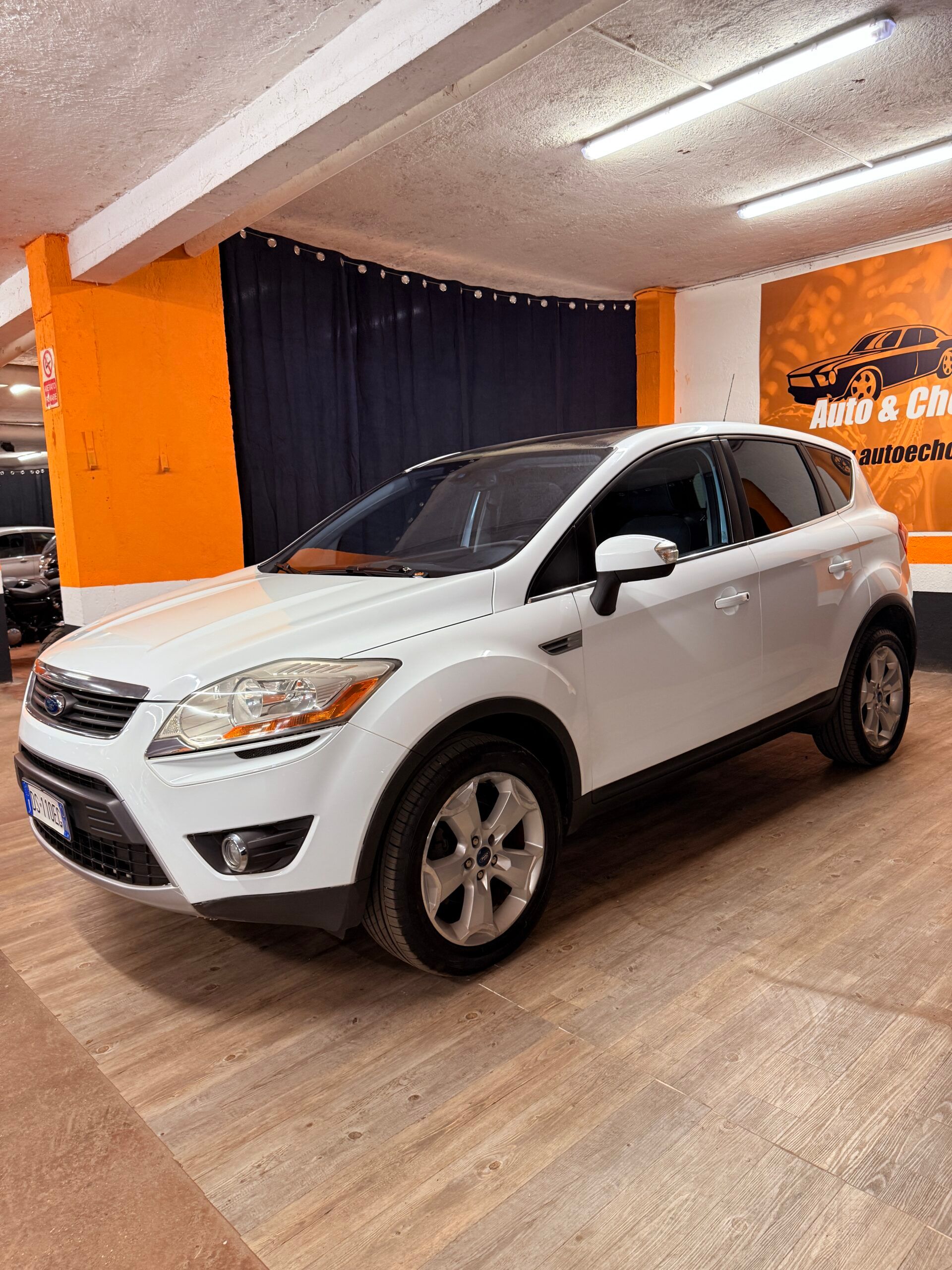 Ford KUGA CON SOLI 39.513 KM 13