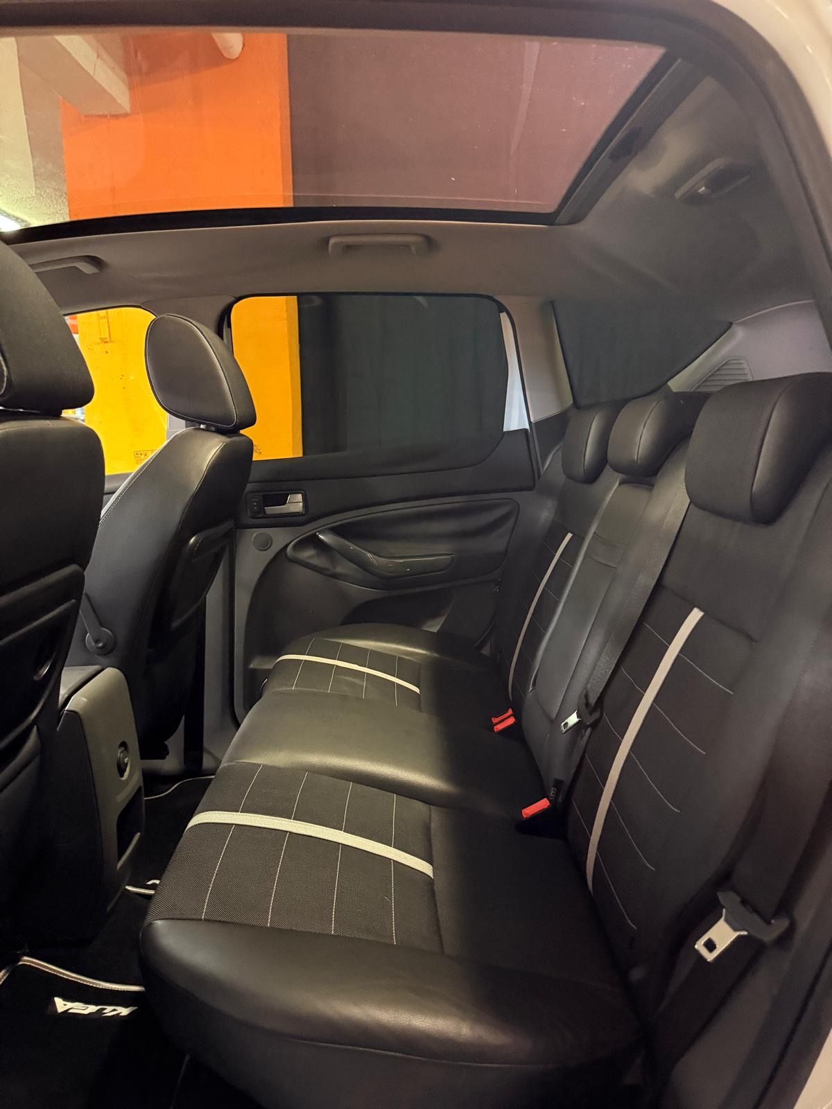 Ford KUGA CON SOLI 39.513 KM 40