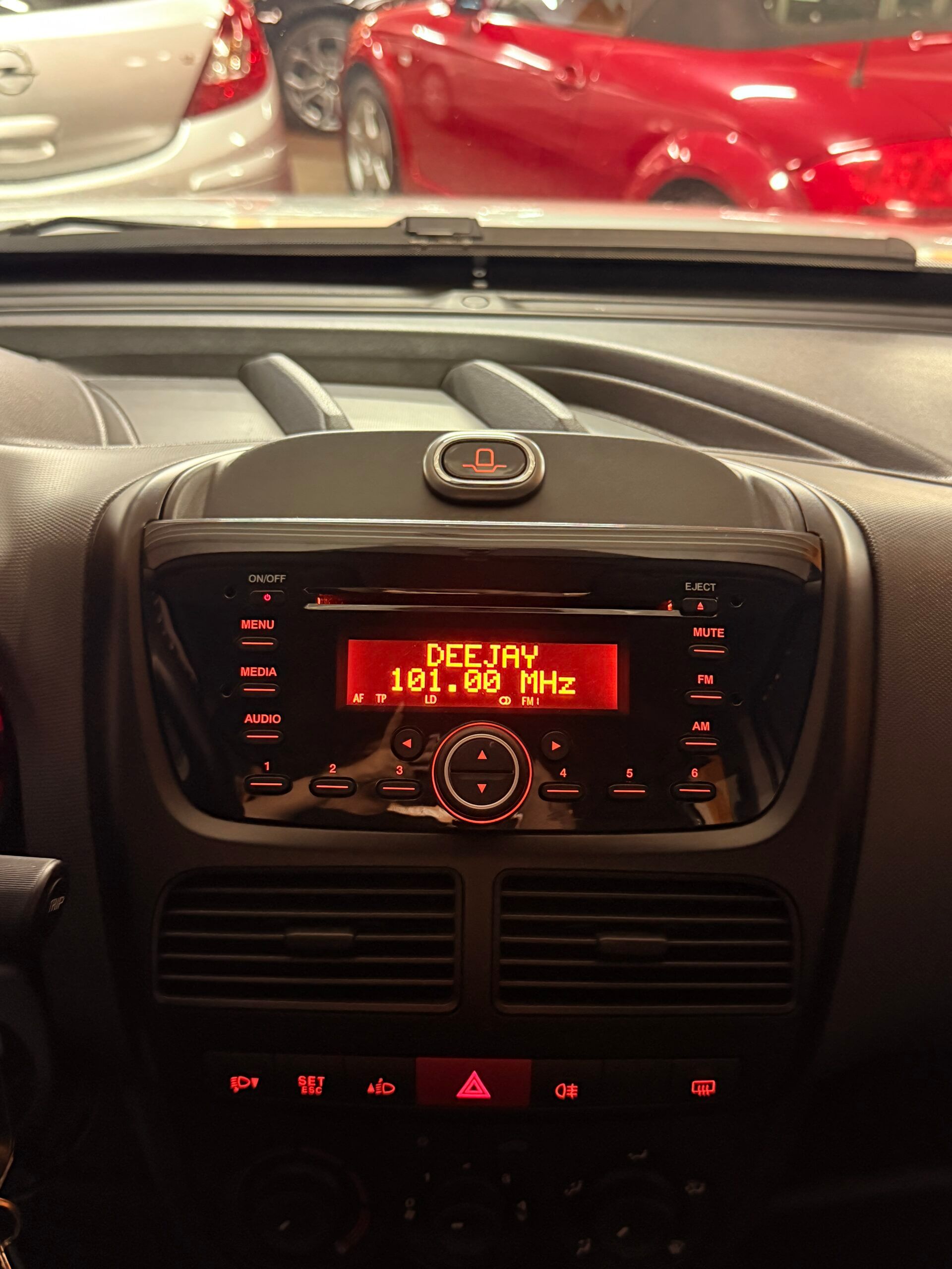 Fiat DOBLO CON SOLI 68.698 KM 40