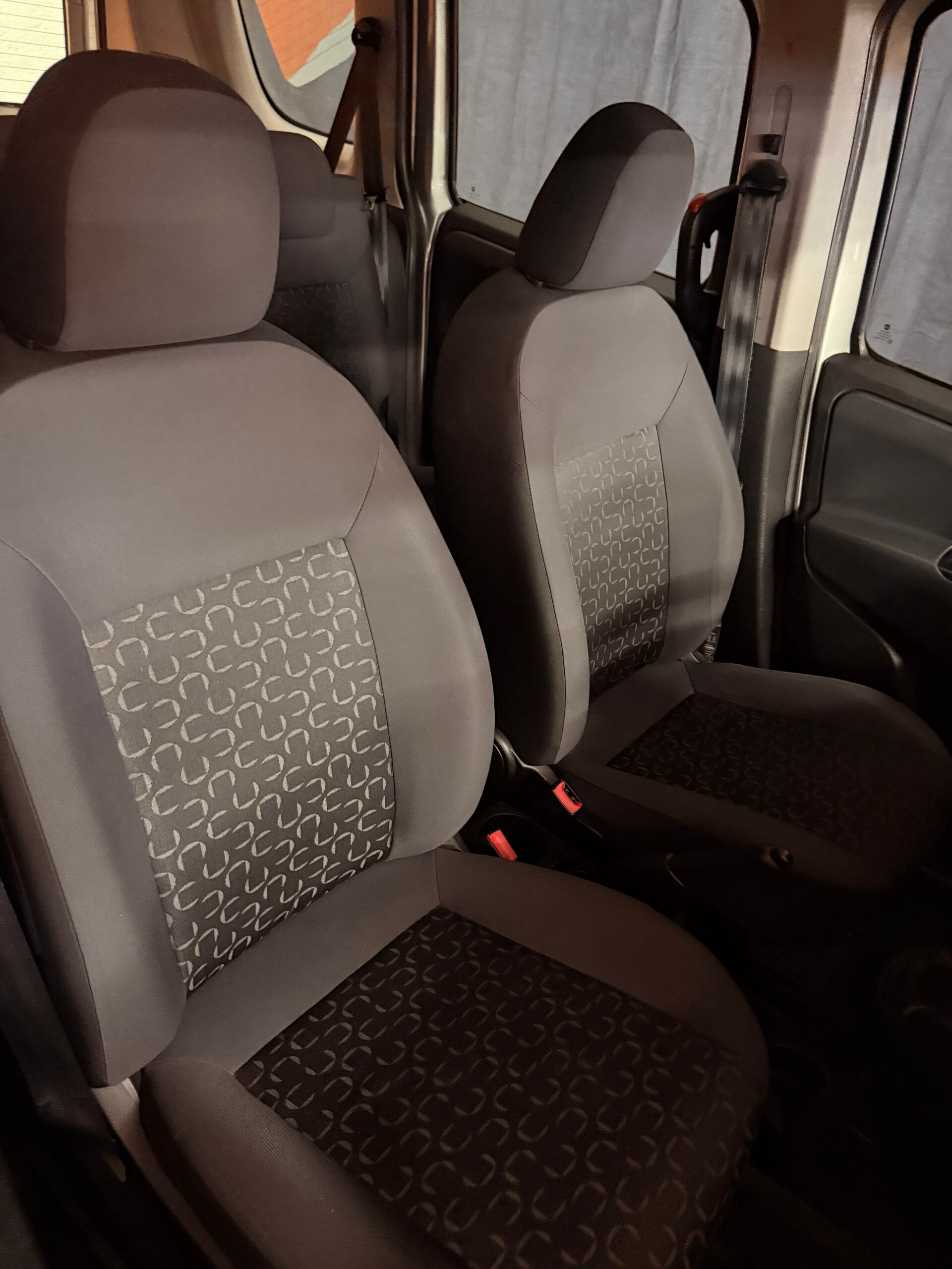 Fiat DOBLO CON SOLI 68.698 KM 73