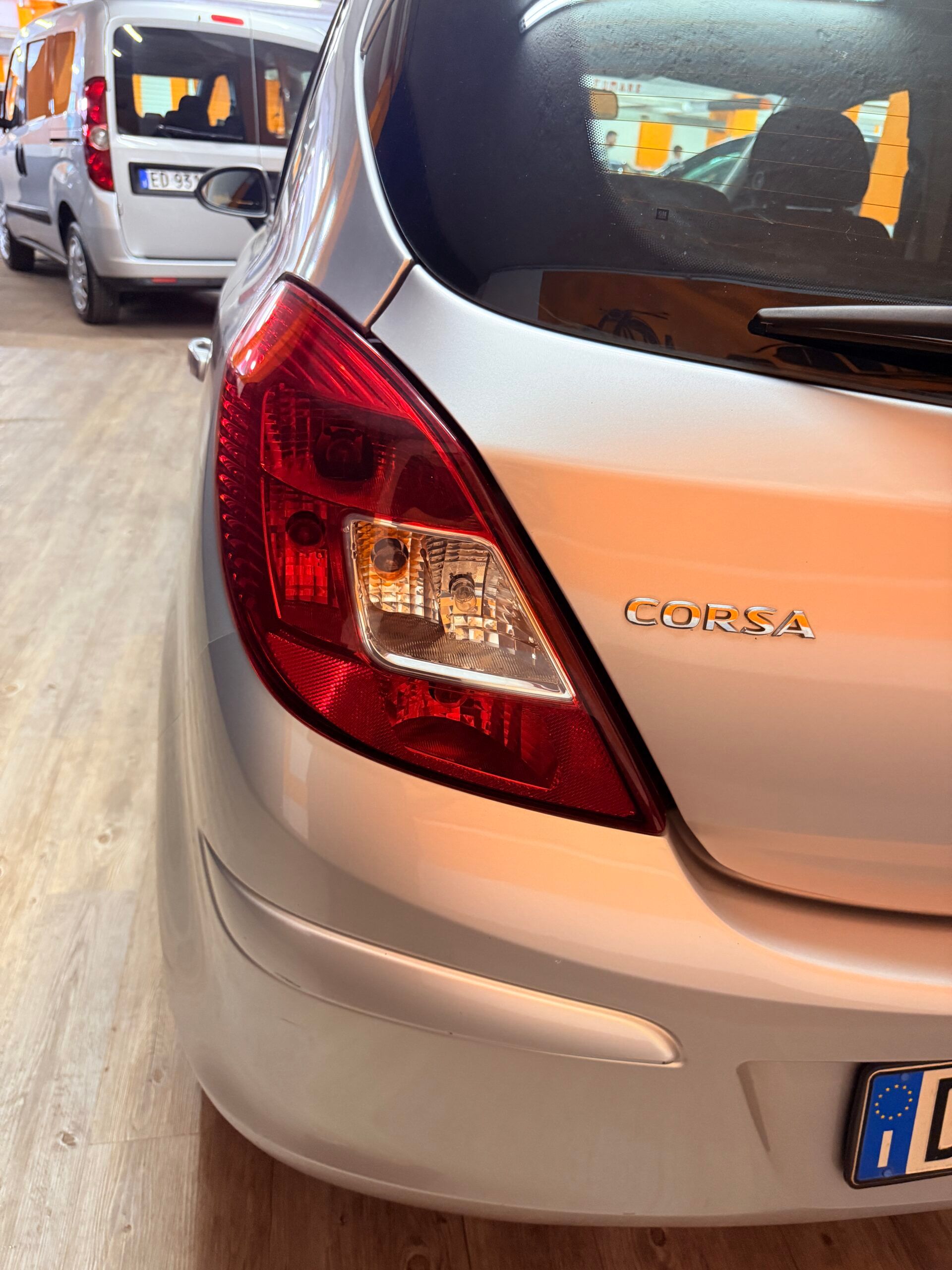 Opel CORSA CON SOLI 49.822 KM 26