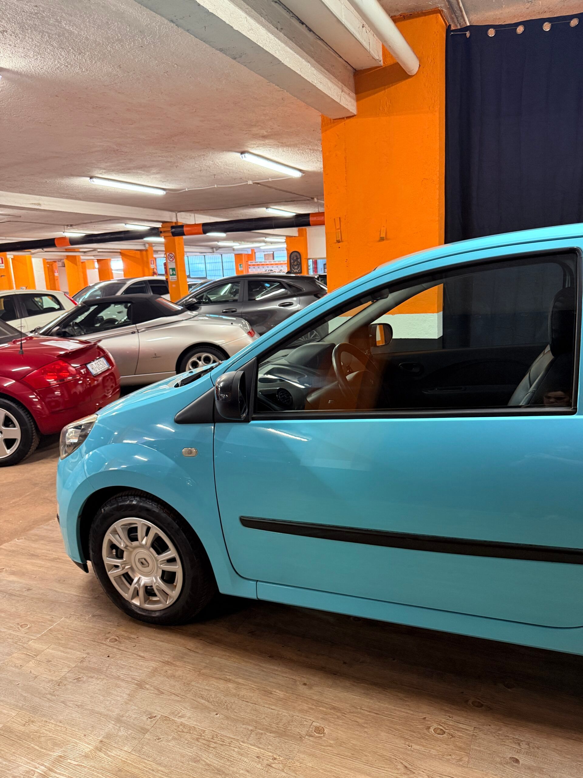 Renault TWINGO CON SOLI 71.854 KM 5