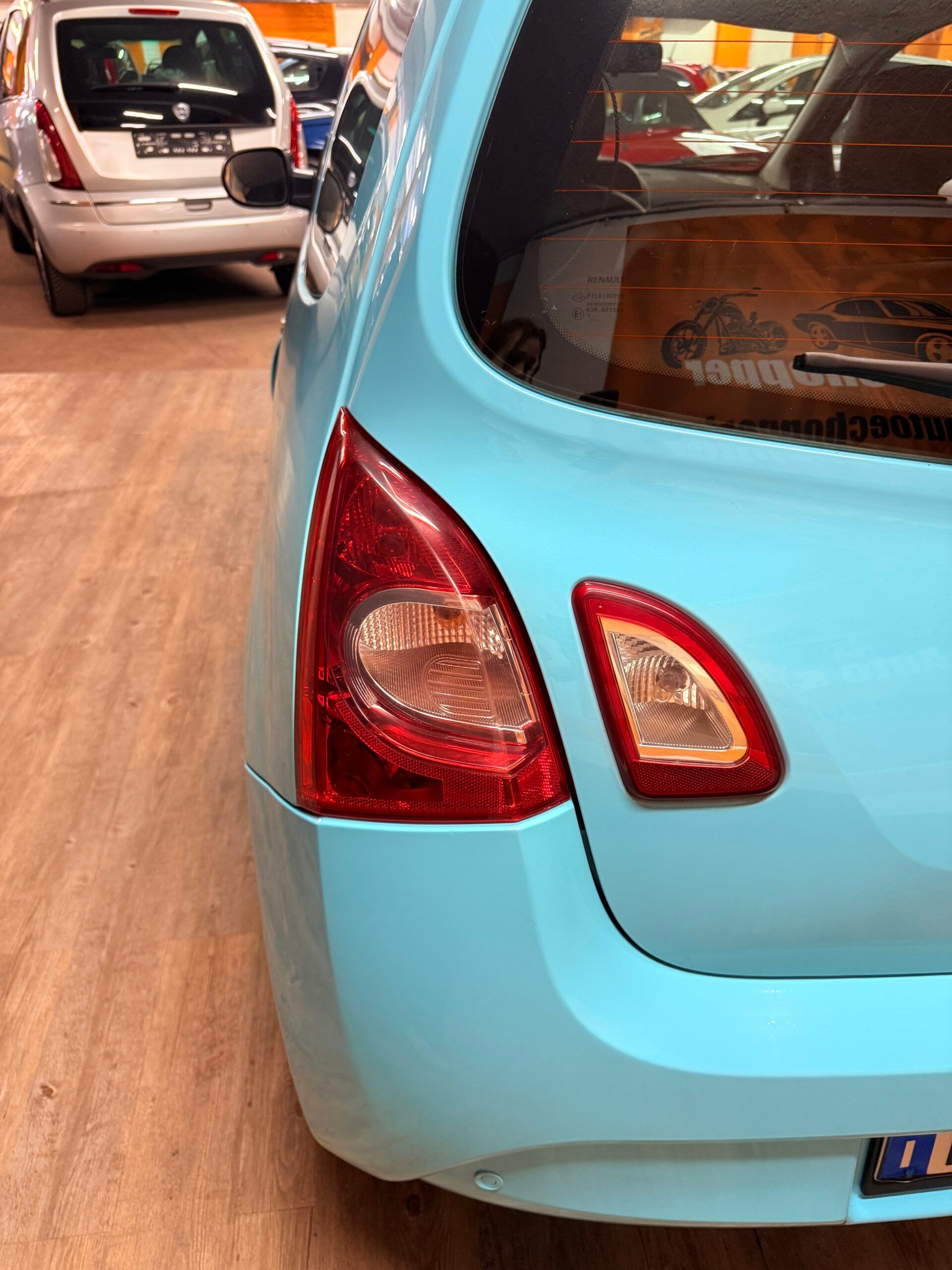 Renault TWINGO CON SOLI 71.854 KM 13