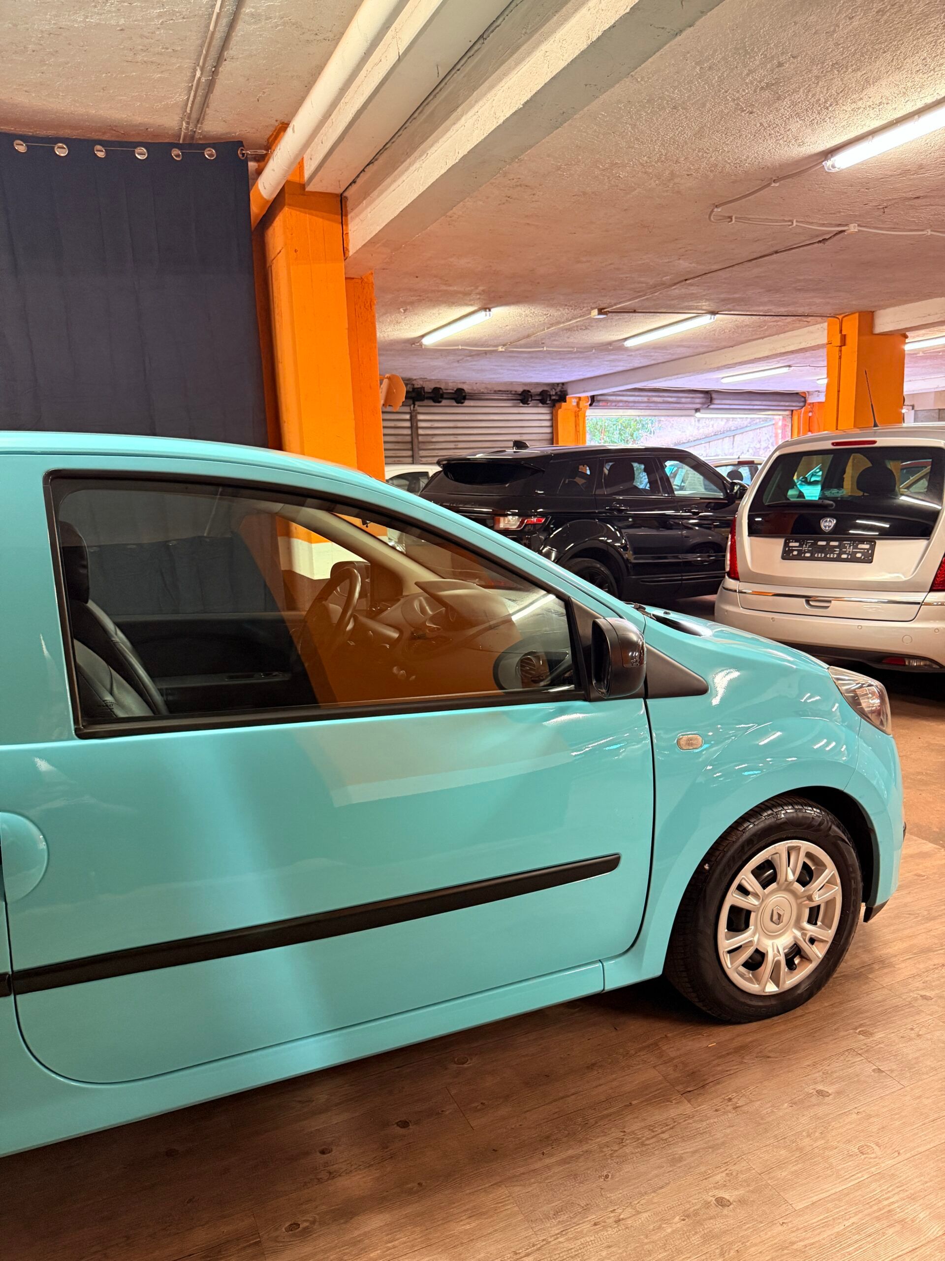 Renault TWINGO CON SOLI 71.854 KM 17
