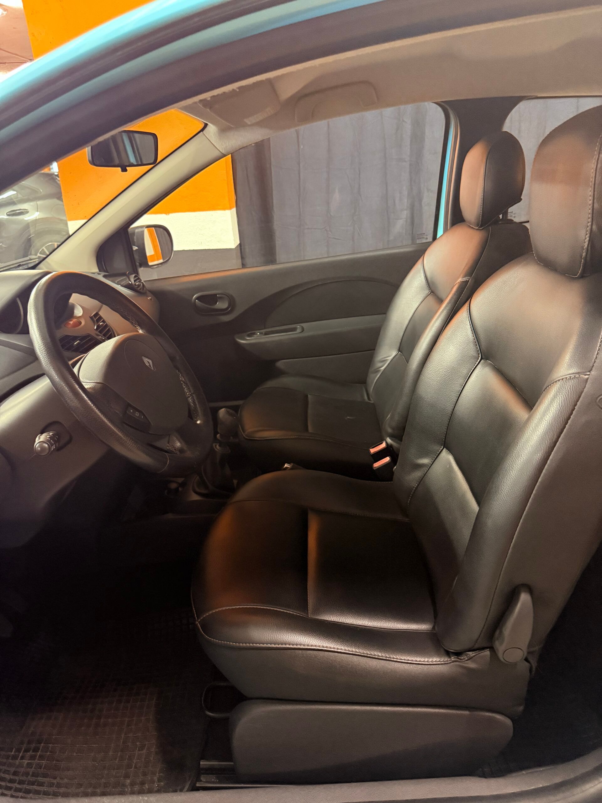 Renault TWINGO CON SOLI 71.854 KM 31
