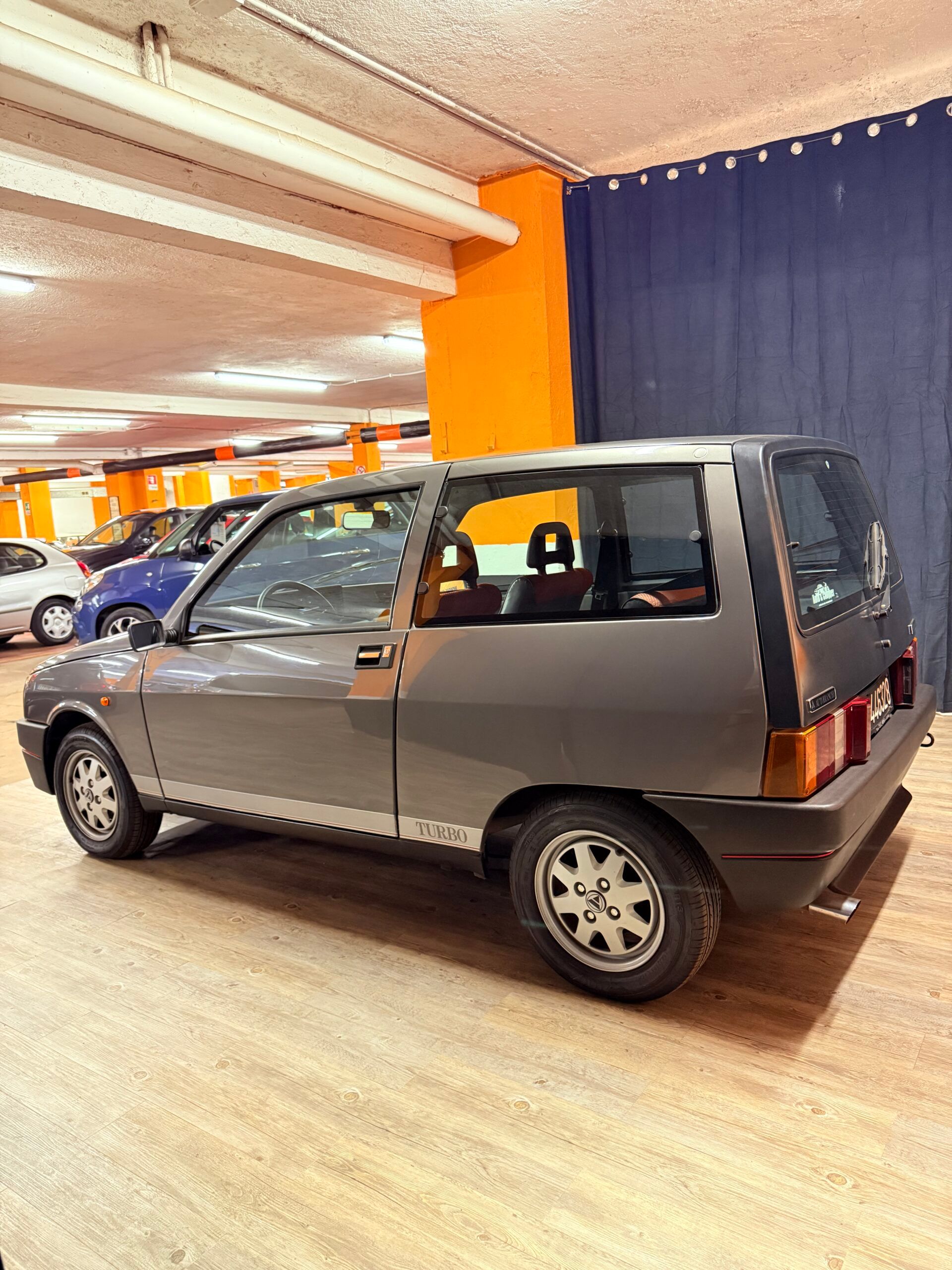 Y10 TURBO IN  CONDIZIONI PARI AL NUOVO, CON SOLI 63.000 KM. 12